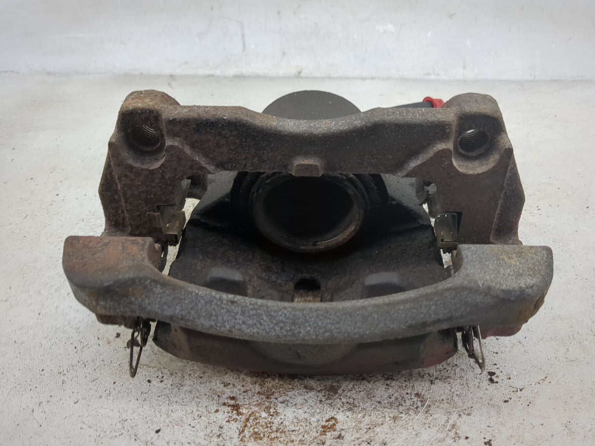 2014 Nissan Rogue Front Passenger Right Brake Caliper - Oemusedautoparts1.com