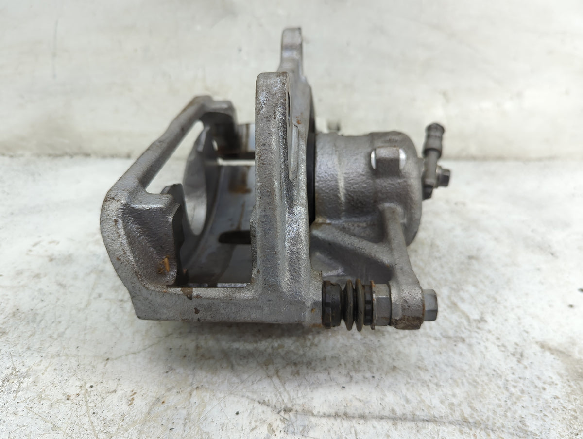 2014-2020 Nissan Rogue Rear Driver Left Brake Caliper 1510675 - Oemusedautoparts1.com