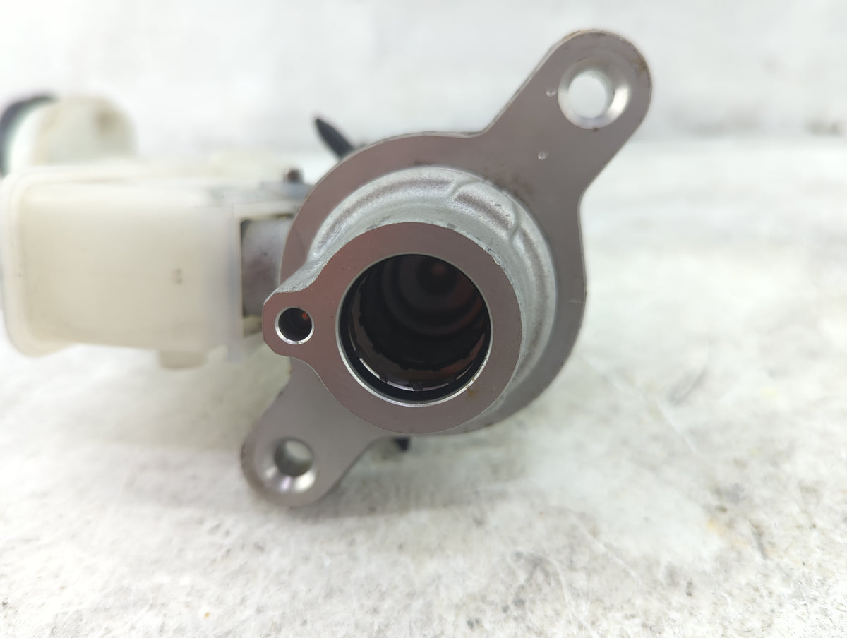 2008-2015 Nissan Rogue Brake Master Cylinder 1516242 - Oemusedautoparts1.com