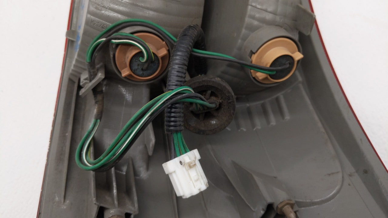 2008-2015 Nissan Rogue Tail Light Assembly Driver Left OEM Fits Fits 2008 2009 2010 2011 2012 2013 2014 2015 OEM Used Auto P