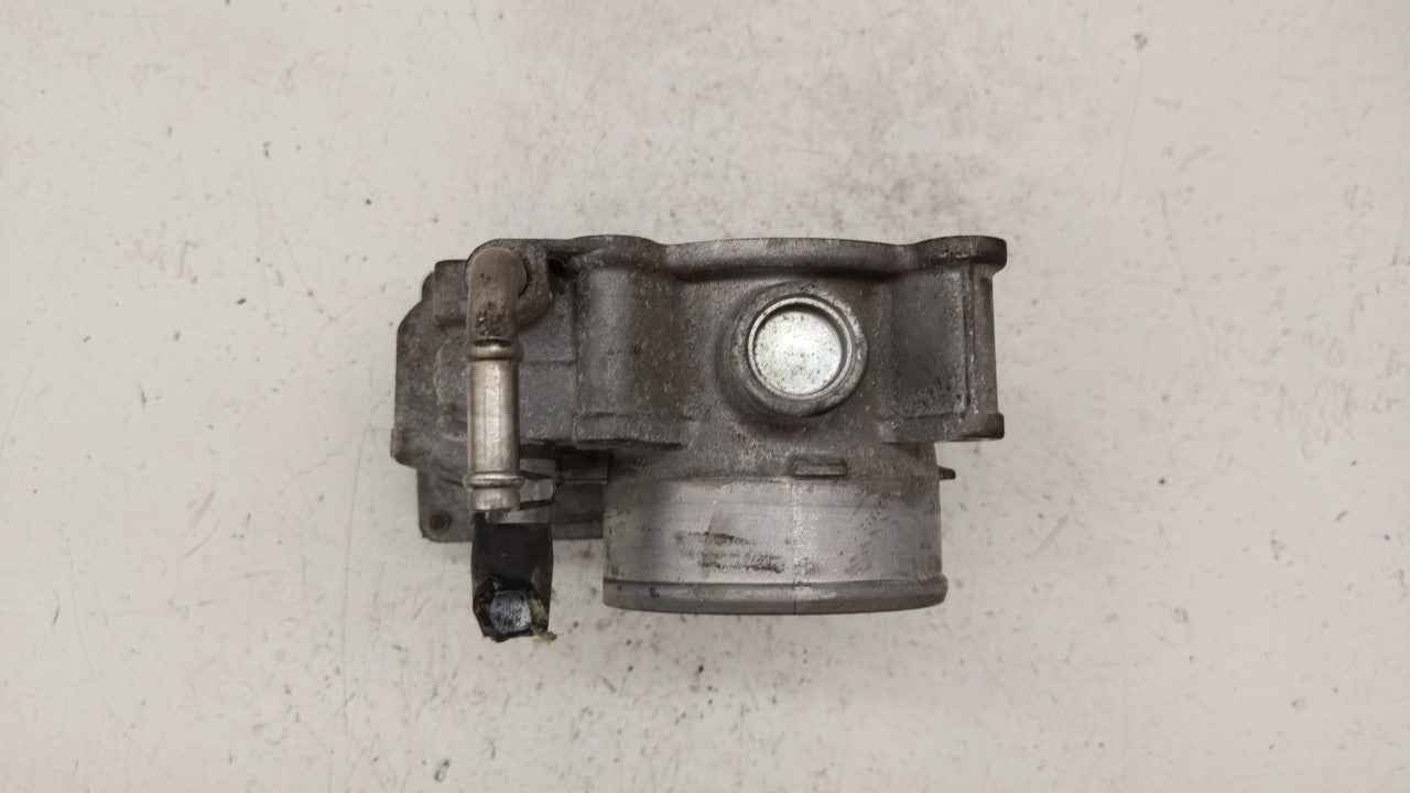 2014-2019 Nissan Rogue Throttle Body P/N:3TA60-01 B 3TA60-01 A Fits Fits 2013 2014 2015 2016 2017 2018 2019 OEM Used Auto Pa
