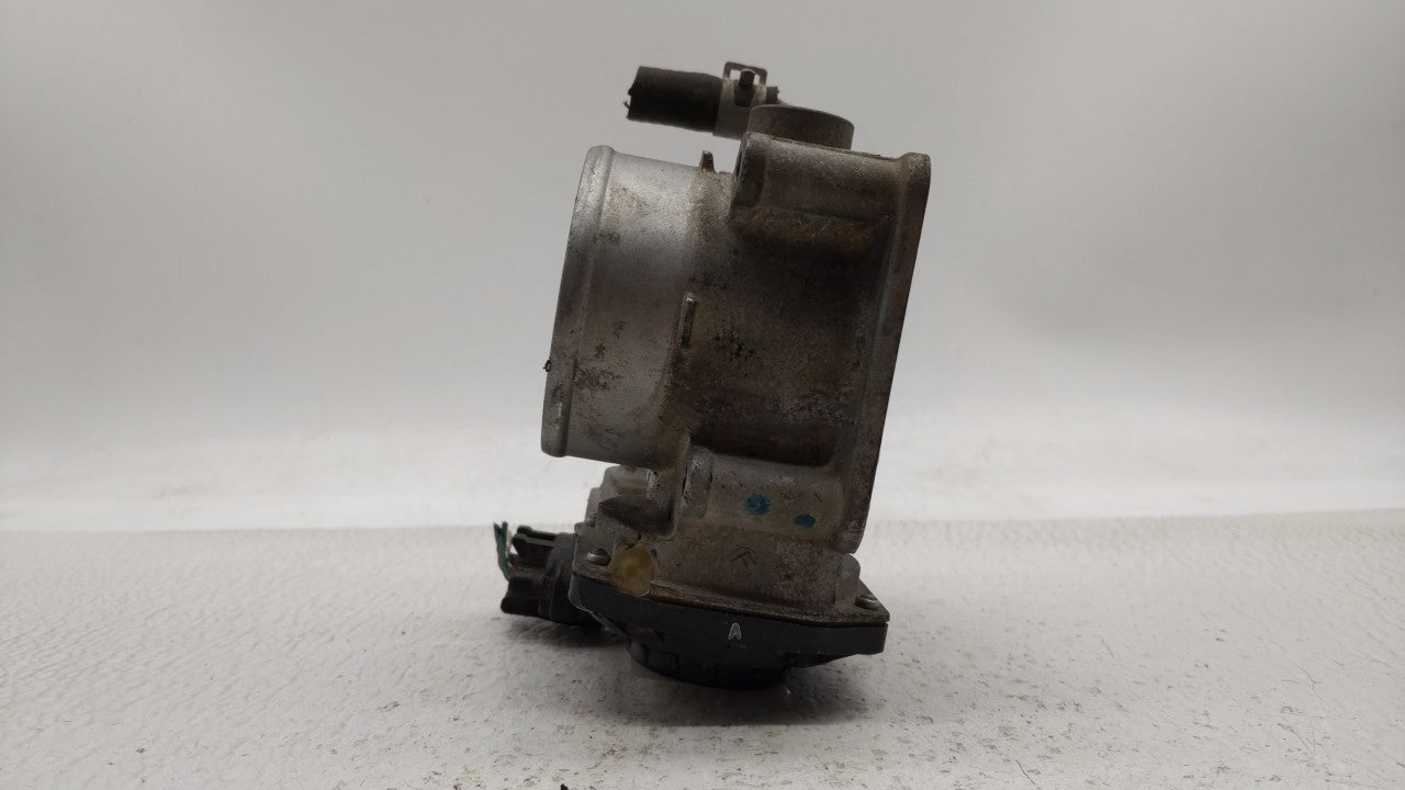 2014-2019 Nissan Rogue Throttle Body P/N:3TA60-01 C 3TA60-01 B, 3TA60-01 A Fits Fits 2013 2014 2015 2016 2017 2018 2019 OEM 