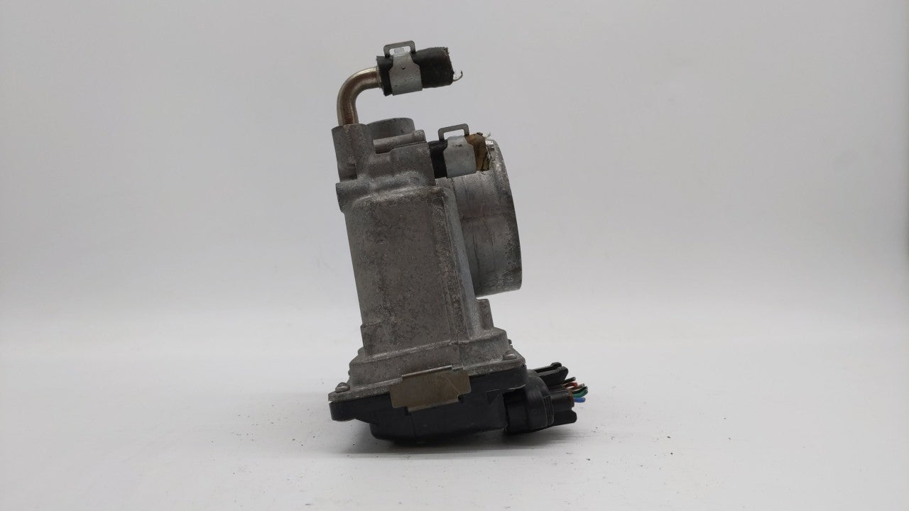 2014-2019 Nissan Rogue Throttle Body P/N:3TA60-01 C 3TA60-01 B, 3TA60-01 A Fits Fits 2013 2014 2015 2016 2017 2018 2019 OEM 
