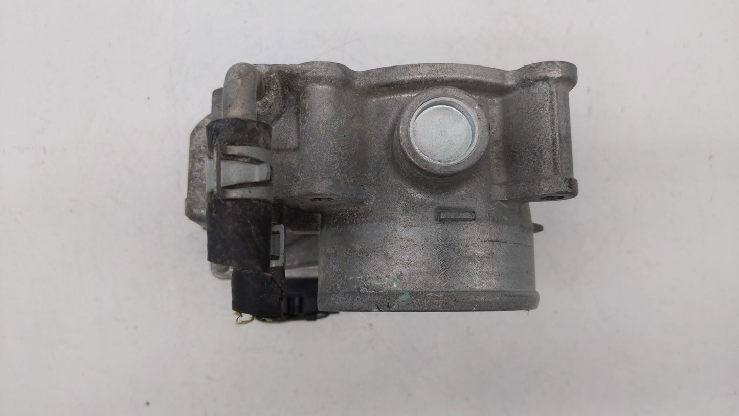 2014-2019 Nissan Rogue Throttle Body P/N:3TA60-01 C 3TA60-01 B, 3TA60-01 A Fits Fits 2013 2014 2015 2016 2017 2018 2019 OEM 