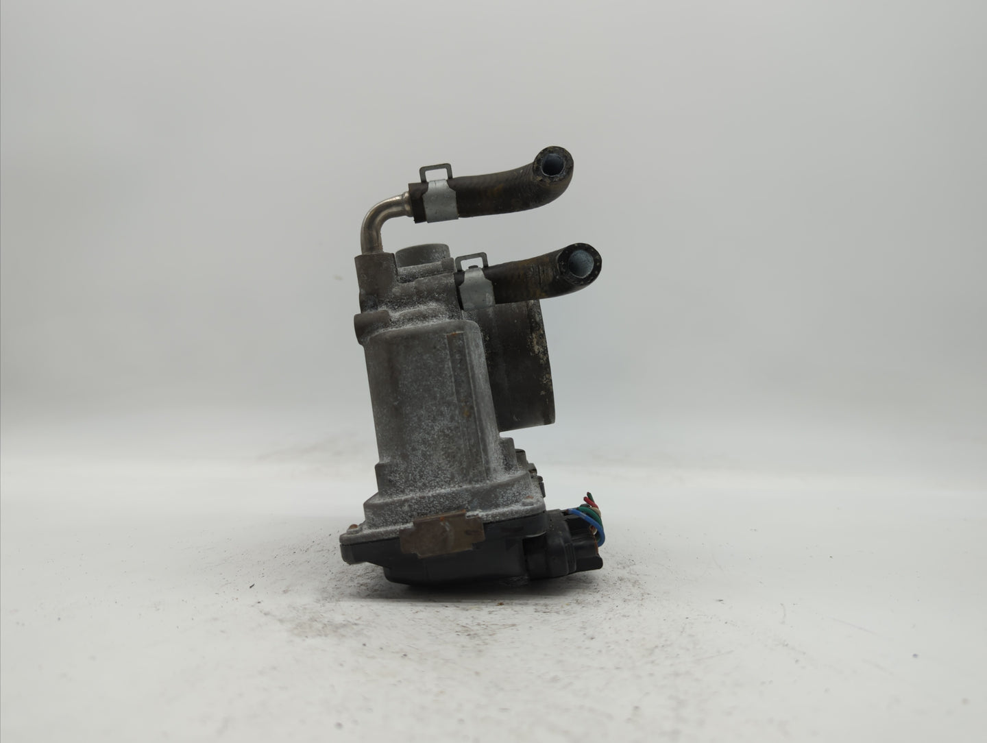 2014-2019 Nissan Rogue Throttle Body P/N:3TA60-01 C 3TA60-01 B, 3TA60-01 A Fits Fits 2013 2014 2015 2016 2017 2018 2019 OEM 