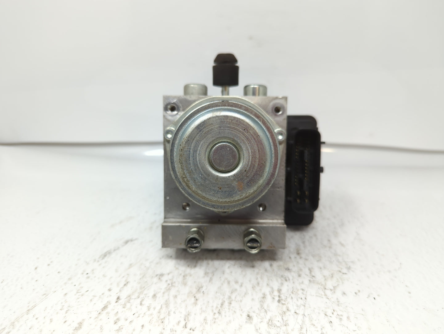 2012-2015 Nissan Rogue ABS Pump Control Module Replacement P/N:47660 JM04A Fits Fits 2012 2013 2014 2015 OEM Used Auto Parts