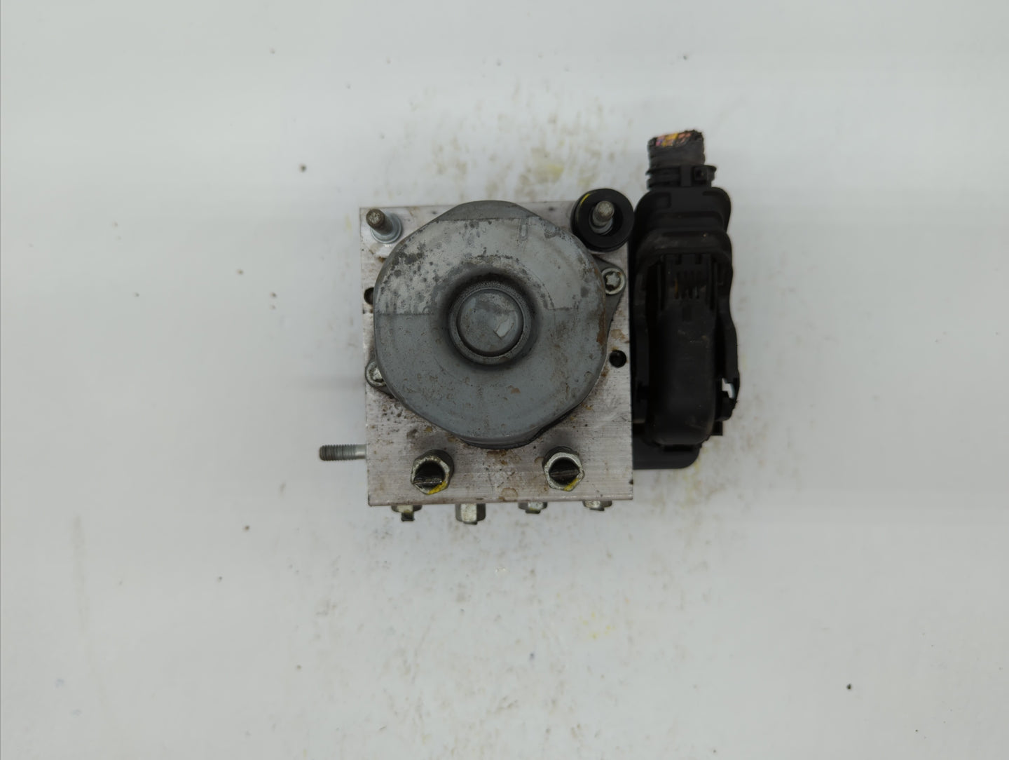 2014-2015 Nissan Rogue ABS Pump Control Module Replacement P/N:2265106527 47660 4BA0A Fits Fits 2014 2015 OEM Used Auto Part
