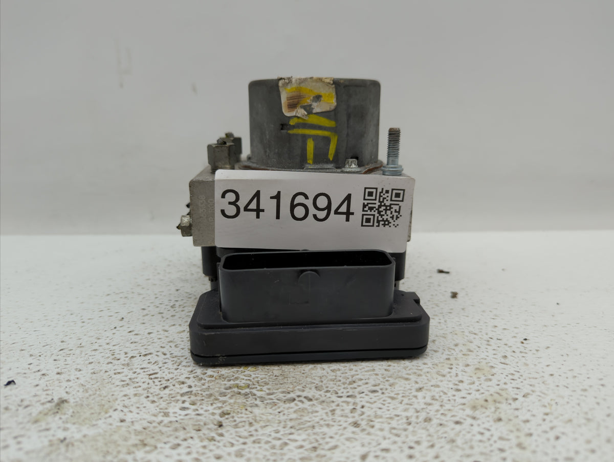 2014-2015 Nissan Rogue Anti-Lock Brake ABS Pump Module Actuator OEM P/N:47660 4BF0A Fits Fits 2014 2015 OEM Used Auto Parts 