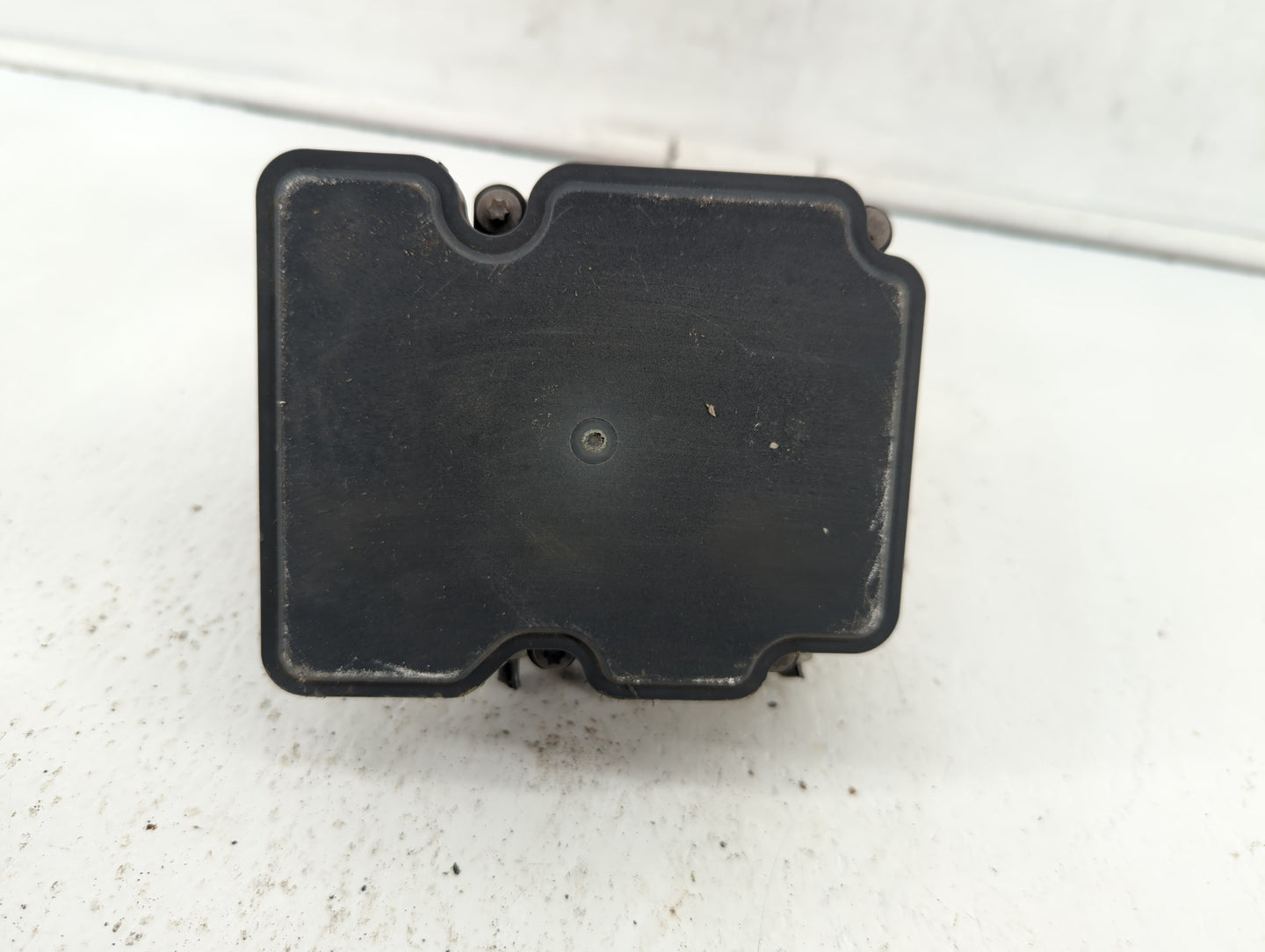 2014-2015 Nissan Rogue ABS Pump Control Module Replacement P/N:47660 4BF0A Fits Fits 2014 2015 OEM Used Auto Parts - Oemused