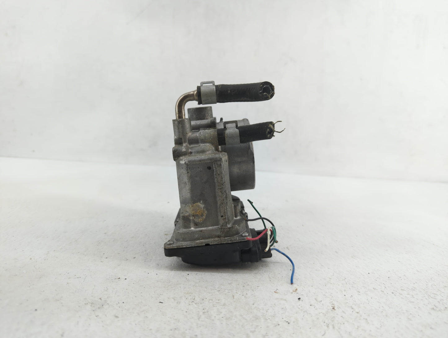 2014-2019 Nissan Rogue Throttle Body P/N:3TA60-01 C 3TA60-01 B, 3TA60-01 A Fits Fits 2013 2014 2015 2016 2017 2018 2019 OEM 