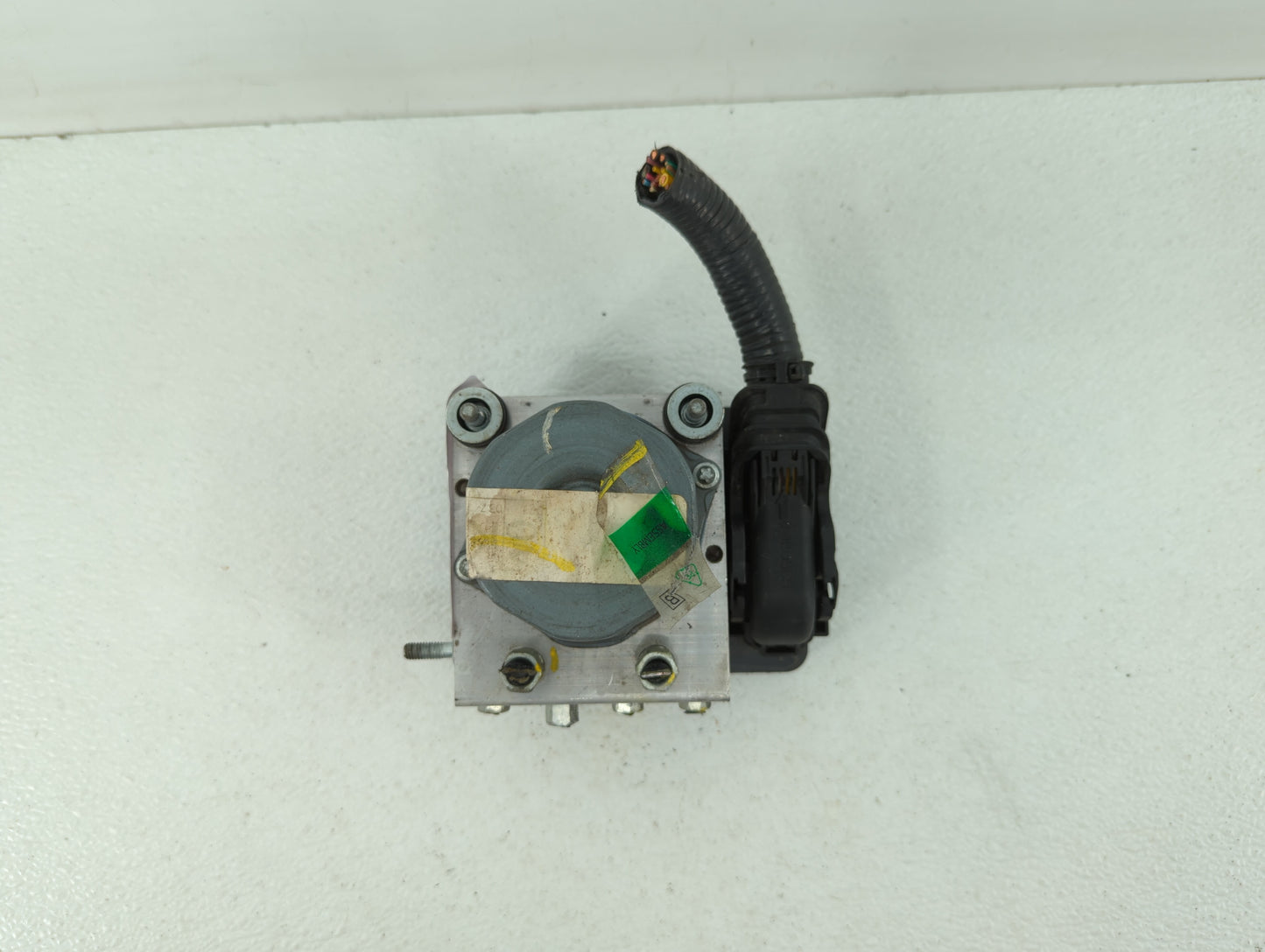 2014-2015 Nissan Rogue ABS Pump Control Module Replacement P/N:47660 4BA0A Fits Fits 2014 2015 OEM Used Auto Parts - Oemused