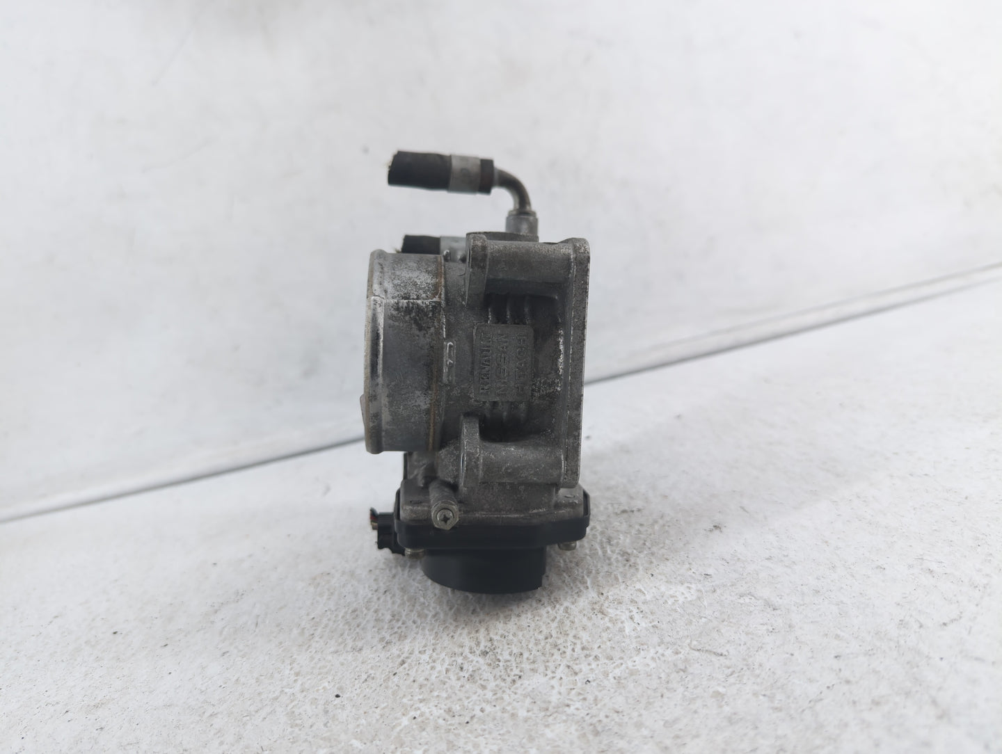 2011-2015 Nissan Rogue Throttle Body P/N:526-01 RME60-15 Fits Fits 2011 2012 2013 2014 2015 OEM Used Auto Parts - Oemusedaut