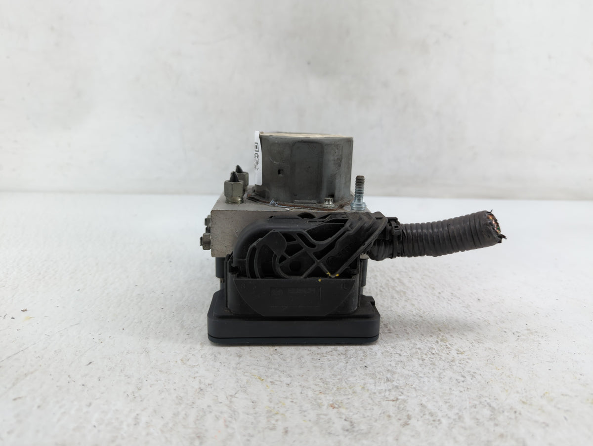 2014-2015 Nissan Rogue Anti-Lock Brake ABS Pump Module Actuator OEM P/N:47660 4BA0A Fits Fits 2014 2015 OEM Used Auto Parts 