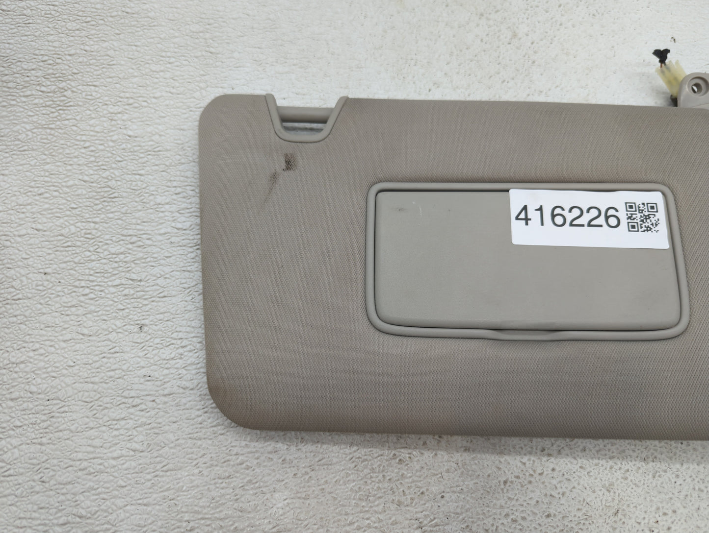 2014-2017 Nissan Rogue Sun Visor Shade Replacement Passenger Right Mirror Fits Fits 2014 2015 2016 2017 OEM Used Auto Parts 