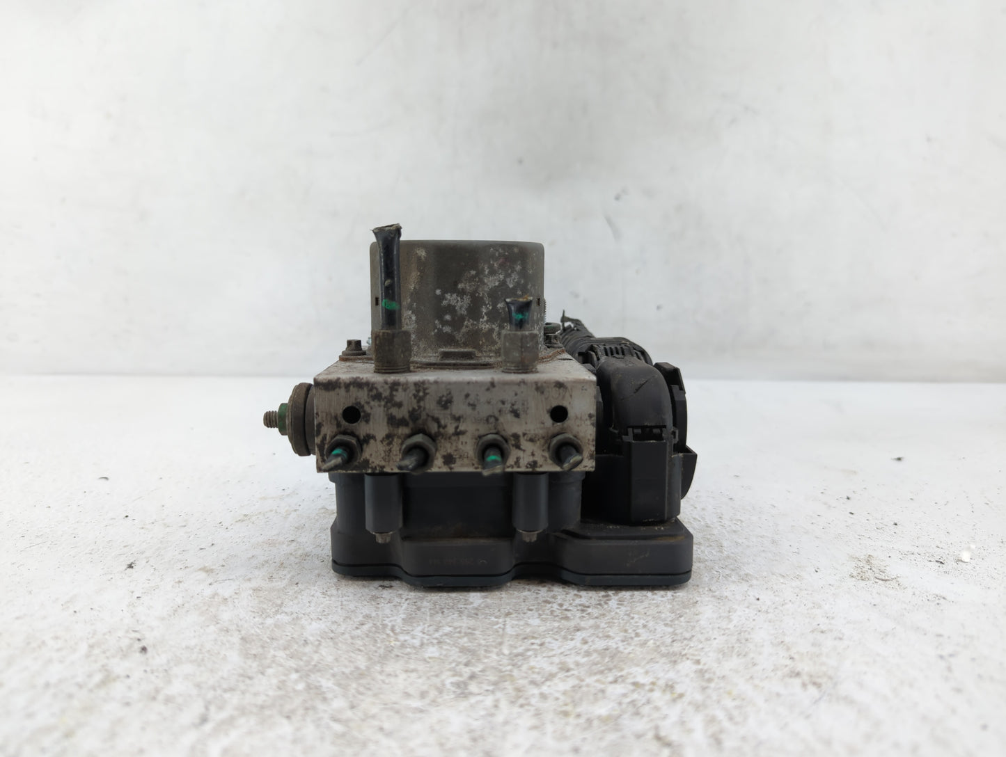 2014-2015 Nissan Rogue ABS Pump Control Module Replacement P/N:47660 4BL0A 47660 4BF0A Fits Fits 2014 2015 OEM Used Auto Par