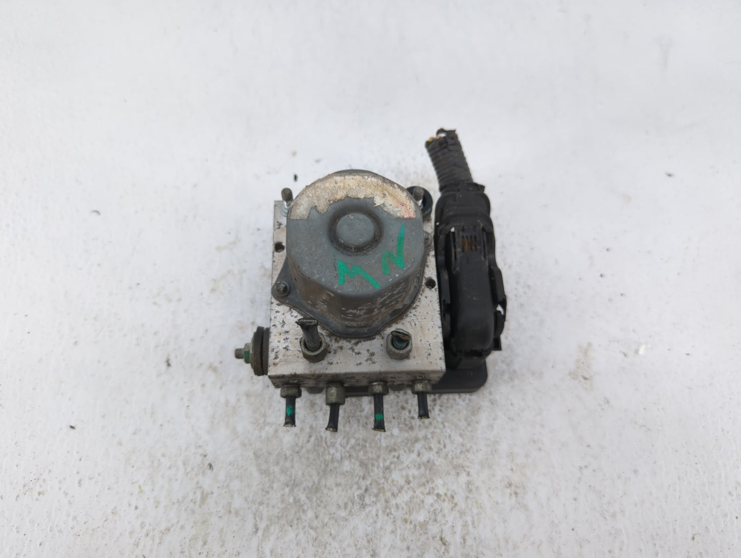 2014-2015 Nissan Rogue ABS Pump Control Module Replacement P/N:47660 4BL0A 47660 4BF0A Fits Fits 2014 2015 OEM Used Auto Par