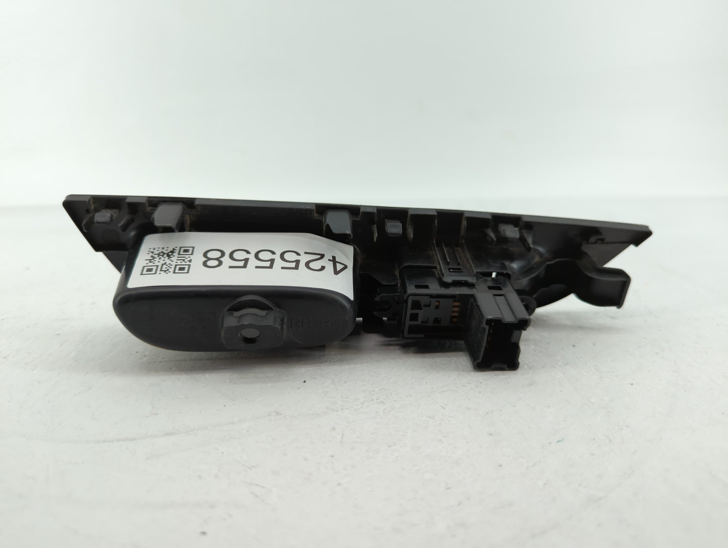 2014 Nissan Rogue Passenger Right Power Window Switch - Oemusedautoparts1.com