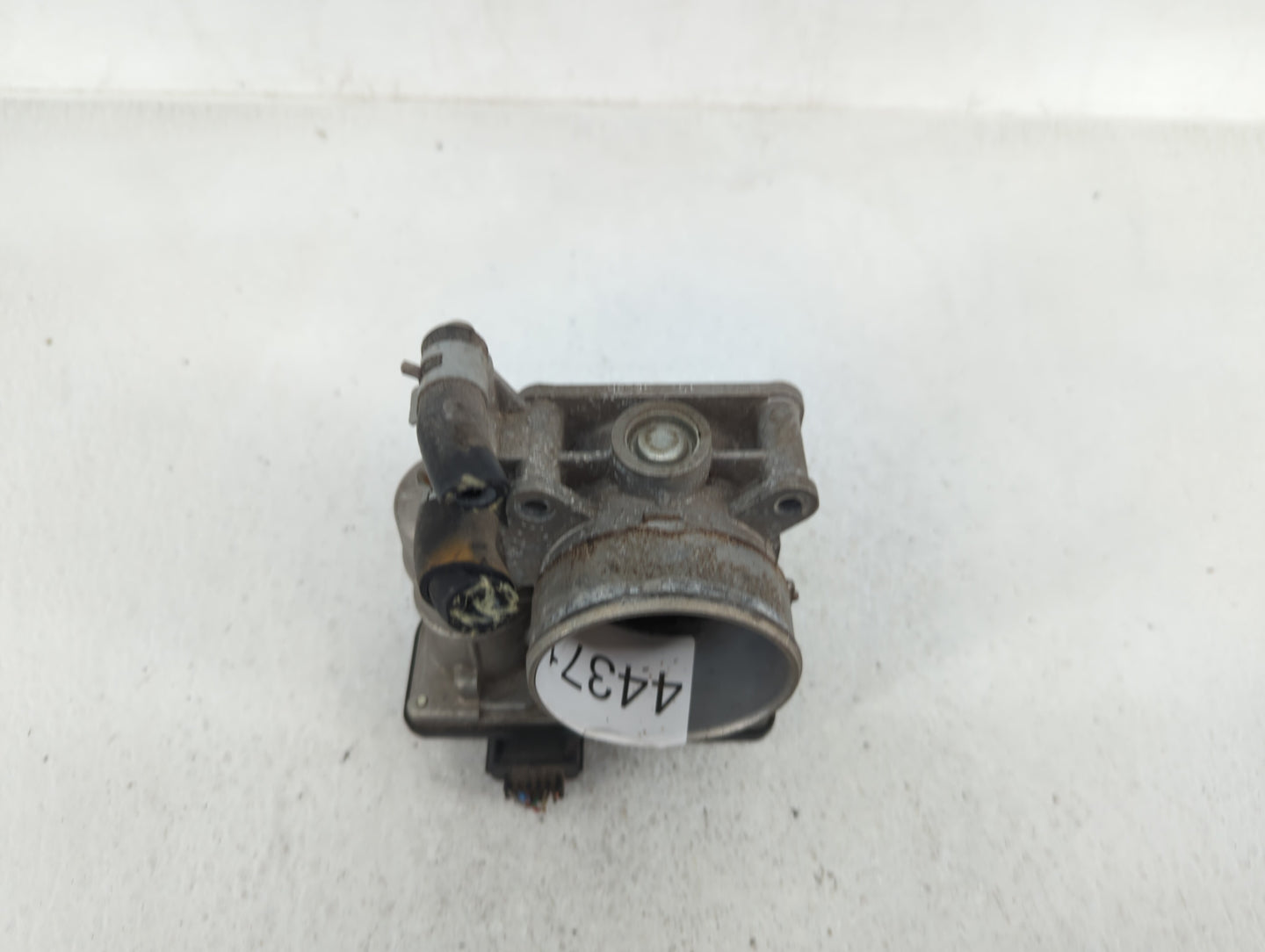 2011-2015 Nissan Rogue Throttle Body P/N:526-01 RME60-15 Fits Fits 2011 2012 2013 2014 2015 OEM Used Auto Parts - Oemusedaut