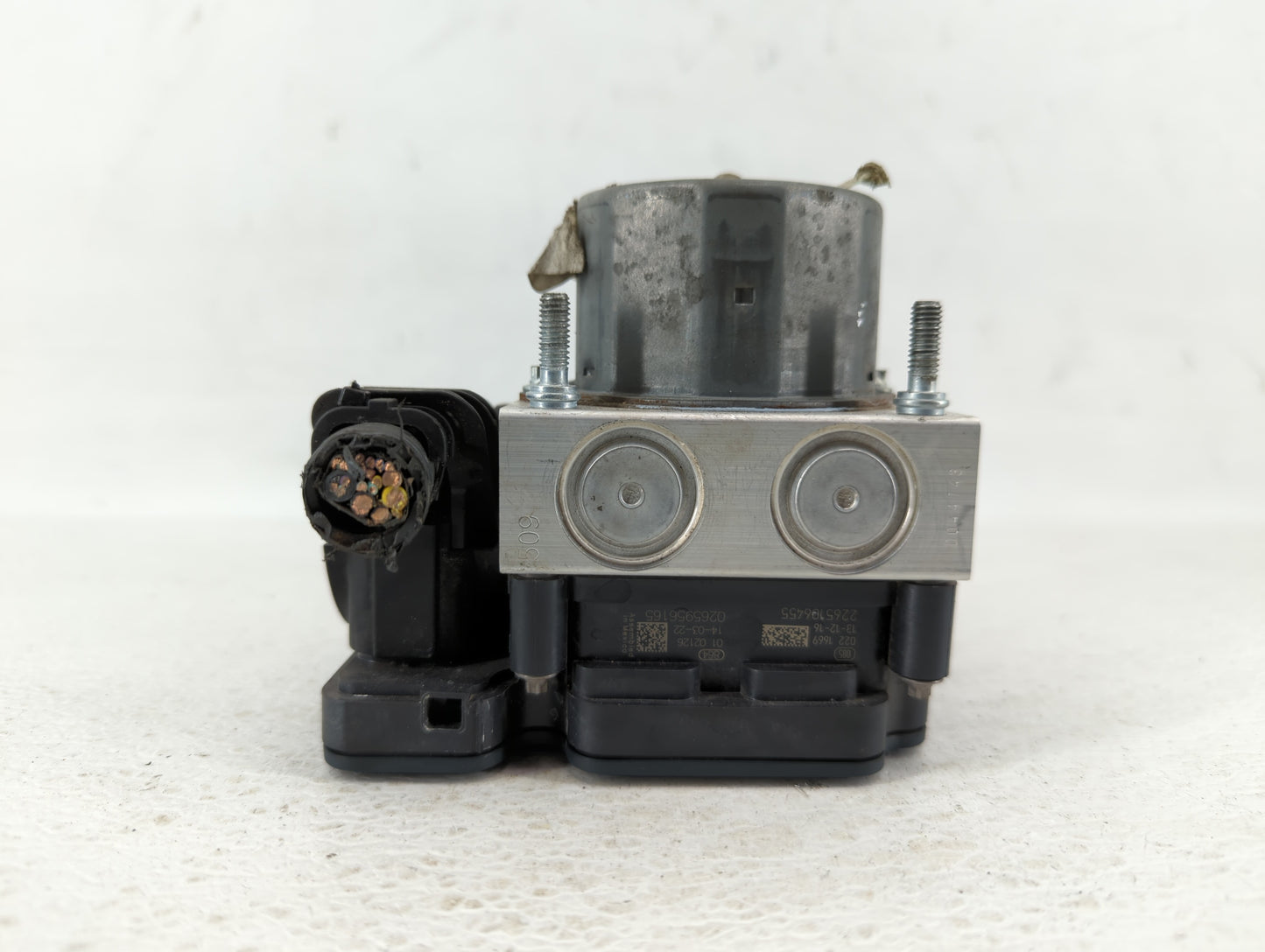 2014-2015 Nissan Rogue ABS Pump Control Module Replacement P/N:47660 4BA0A Fits Fits 2014 2015 OEM Used Auto Parts - Oemused