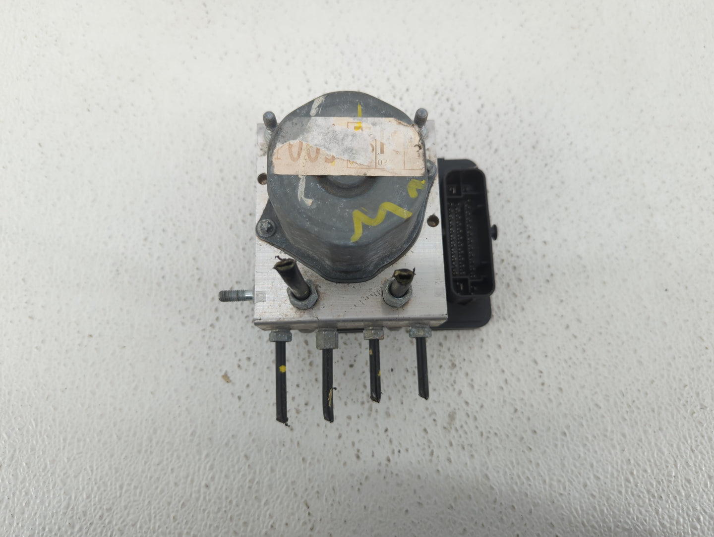 2014-2015 Nissan Rogue ABS Pump Control Module Replacement P/N:47660-4BF0A Fits Fits 2014 2015 OEM Used Auto Parts - Oemused
