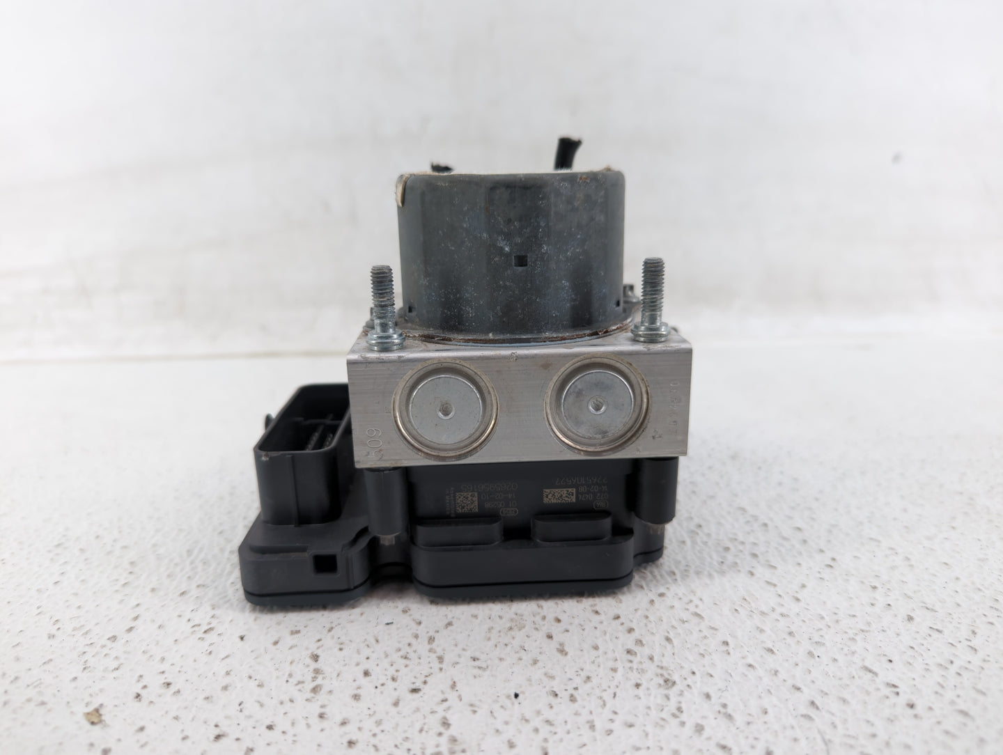 2014-2015 Nissan Rogue ABS Pump Control Module Replacement P/N:47660-4BF0A Fits Fits 2014 2015 OEM Used Auto Parts - Oemused