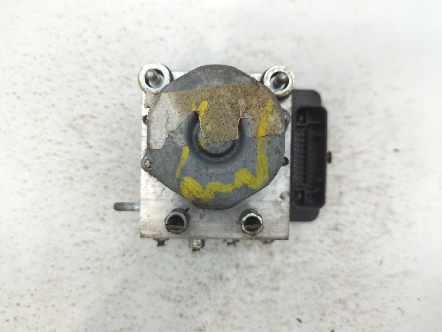 2014-2015 Nissan Rogue ABS Pump Control Module Replacement P/N:47660 4BA0A Fits Fits 2014 2015 OEM Used Auto Parts - Oemused