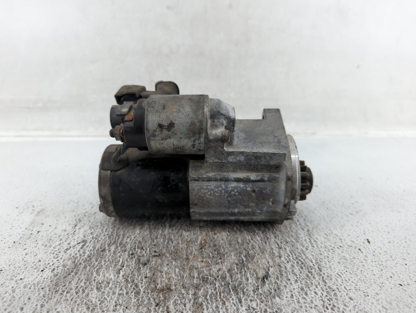 2008-2015 Nissan Rogue Car Starter Motor Solenoid OEM P/N:23300 ET80B Fits Fits 2008 2009 2010 2011 2012 2013 2014 2015 OEM 