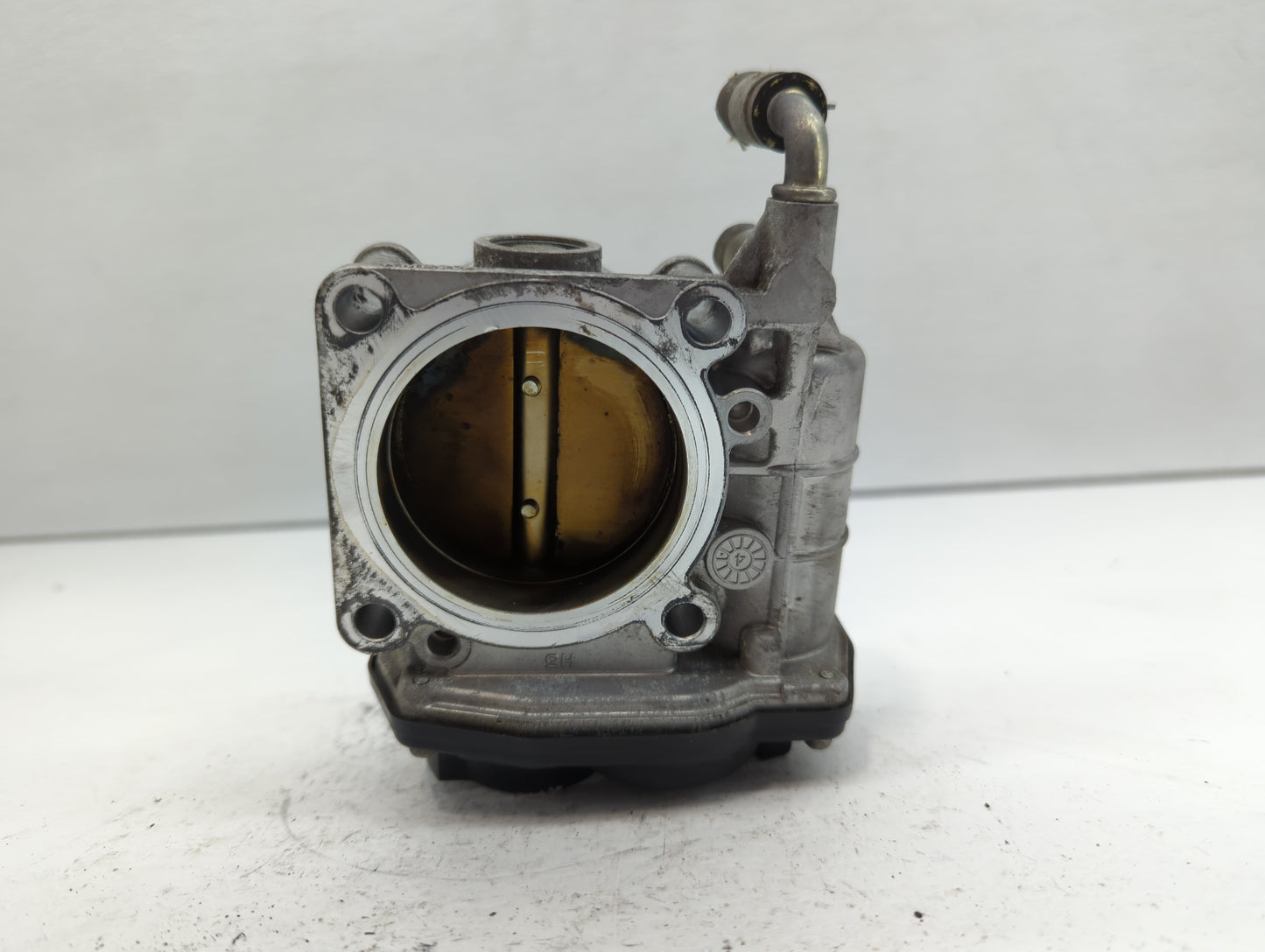 2011-2015 Nissan Rogue Throttle Body P/N:526-01 Fits Fits 2011 2012 2013 2014 2015 OEM Used Auto Parts - Oemusedautoparts1.c