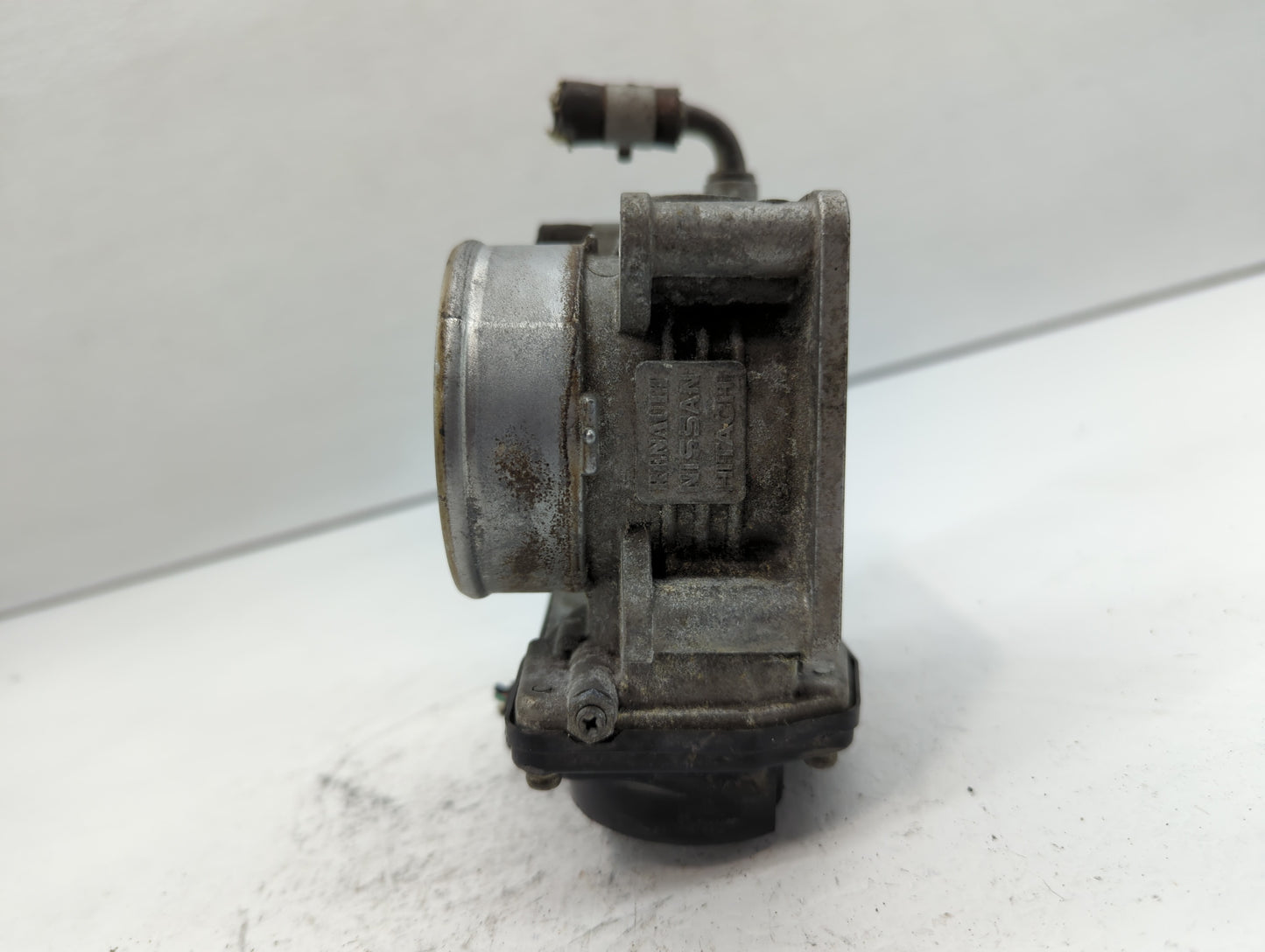 2011-2015 Nissan Rogue Throttle Body P/N:526-01 Fits Fits 2011 2012 2013 2014 2015 OEM Used Auto Parts - Oemusedautoparts1.c