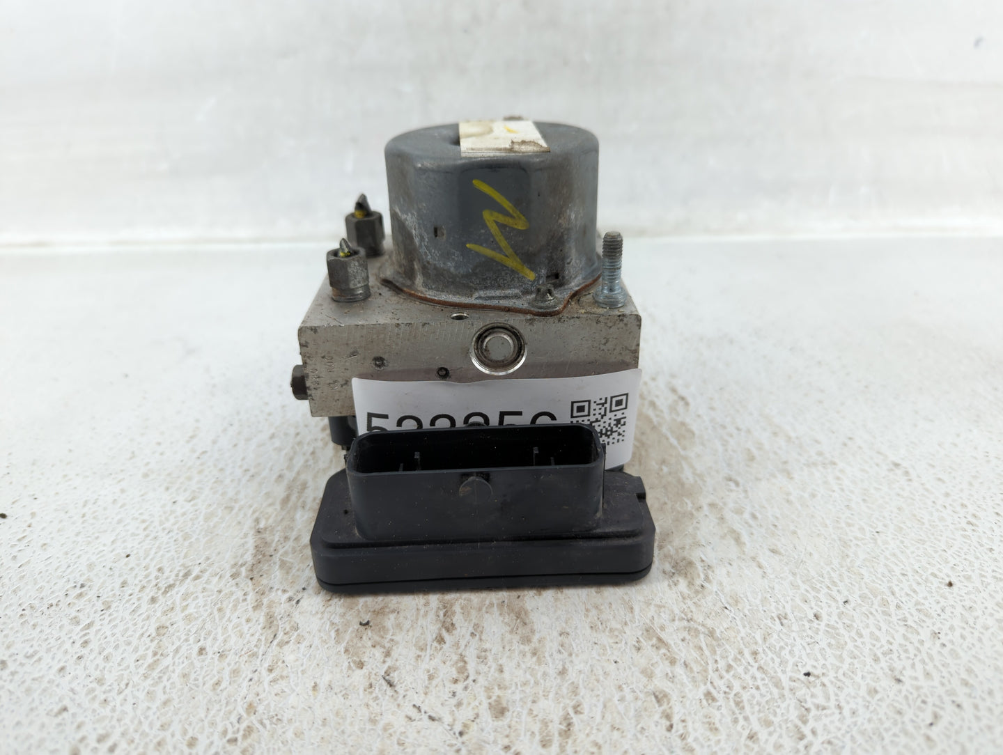 2014-2015 Nissan Rogue ABS Pump Control Module Replacement P/N:47660 9TB0B 47660 4BA0A Fits Fits 2014 2015 OEM Used Auto Par