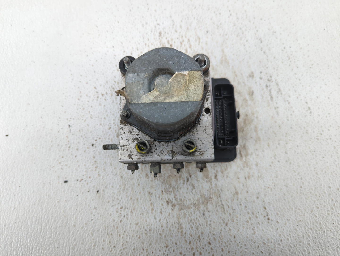 2014-2015 Nissan Rogue ABS Pump Control Module Replacement P/N:47660-4BF0A Fits Fits 2014 2015 OEM Used Auto Parts - Oemused