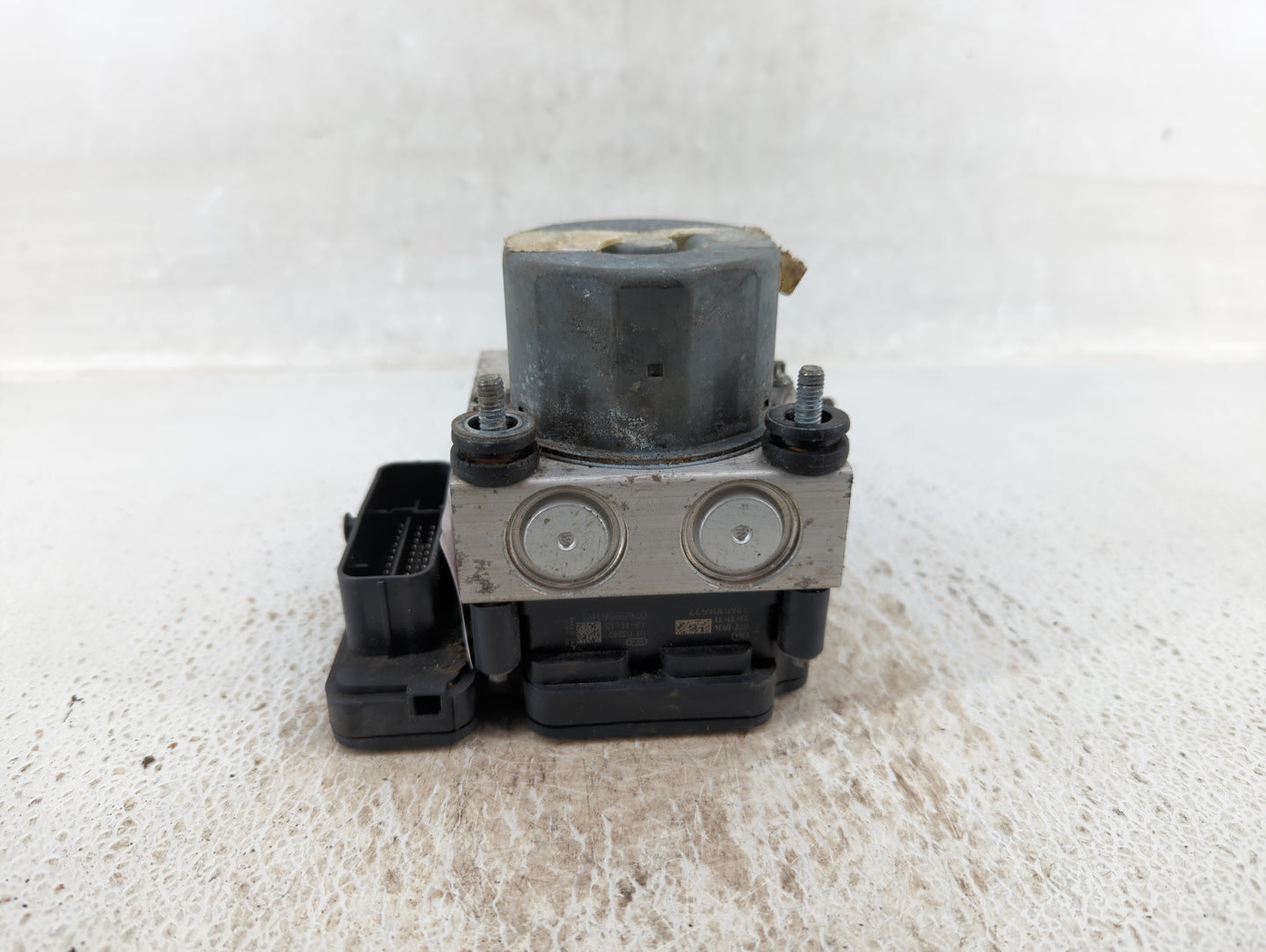2014-2015 Nissan Rogue ABS Pump Control Module Replacement P/N:47660-4BF0A Fits Fits 2014 2015 OEM Used Auto Parts - Oemused