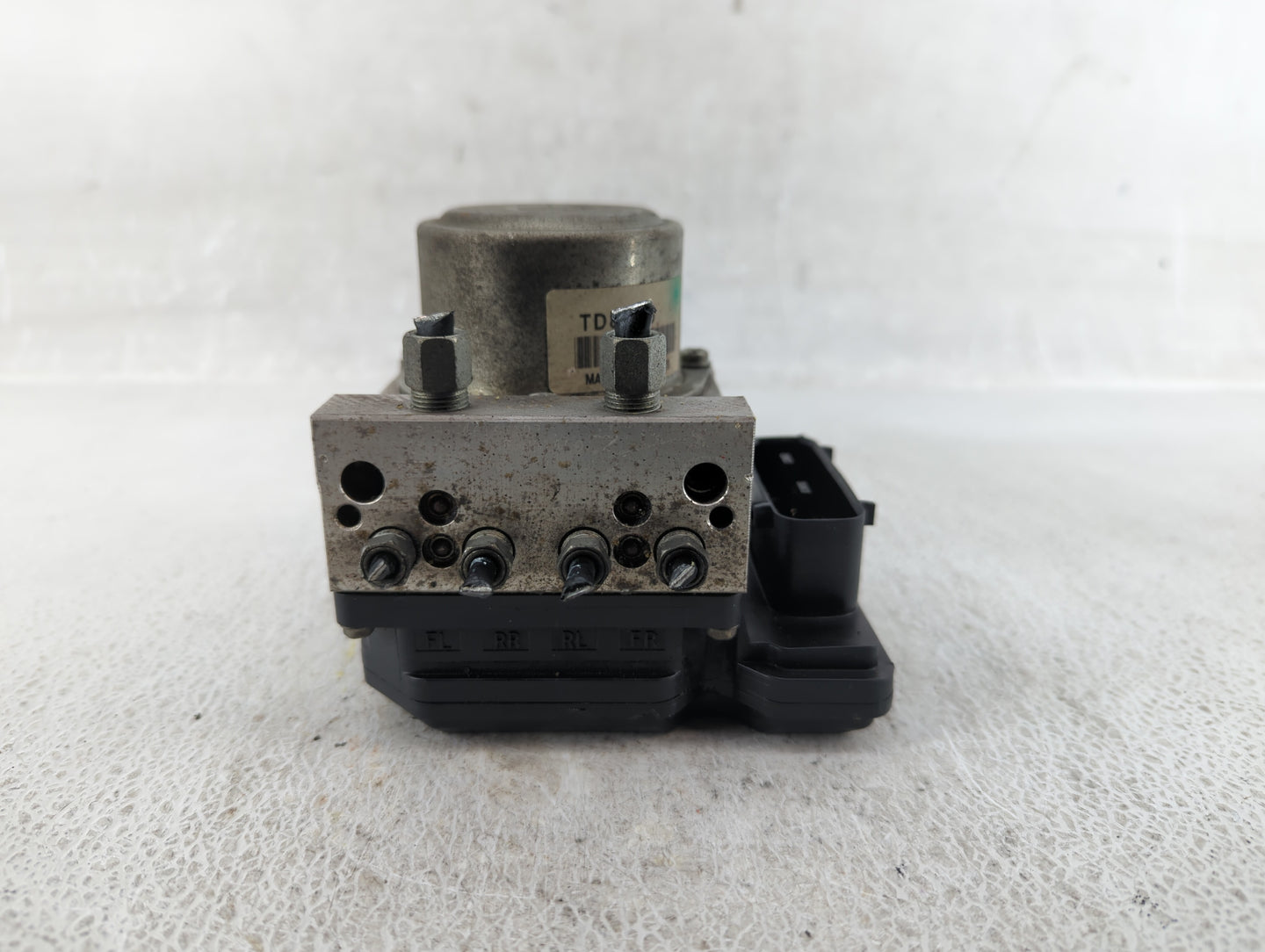 2012-2015 Nissan Rogue ABS Pump Control Module Replacement P/N:46062628 Fits Fits 2012 2013 2014 2015 OEM Used Auto Parts - 