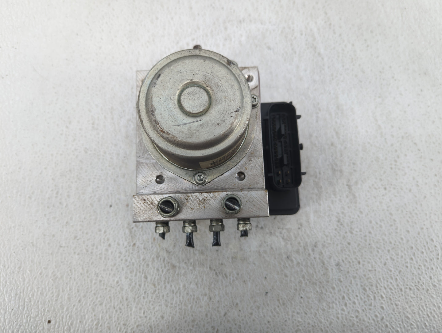 2012-2015 Nissan Rogue ABS Pump Control Module Replacement P/N:46062628 Fits Fits 2012 2013 2014 2015 OEM Used Auto Parts - 