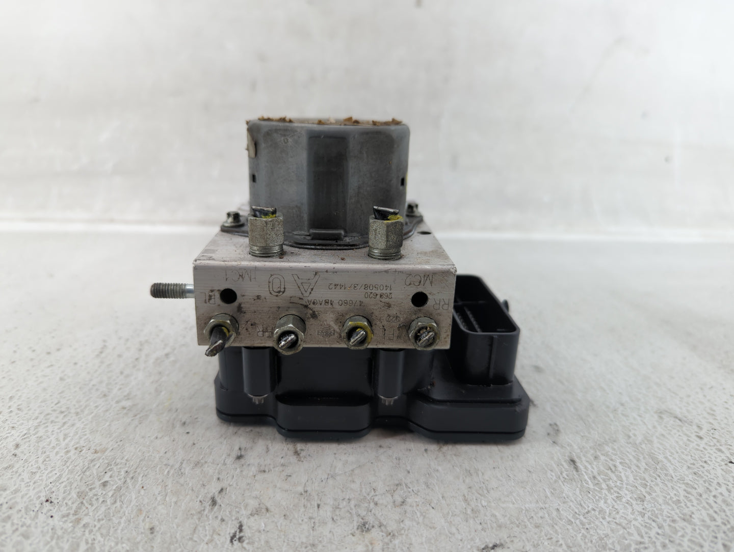 2014-2015 Nissan Rogue ABS Pump Control Module Replacement P/N:47660 4BA0A Fits Fits 2014 2015 OEM Used Auto Parts - Oemused