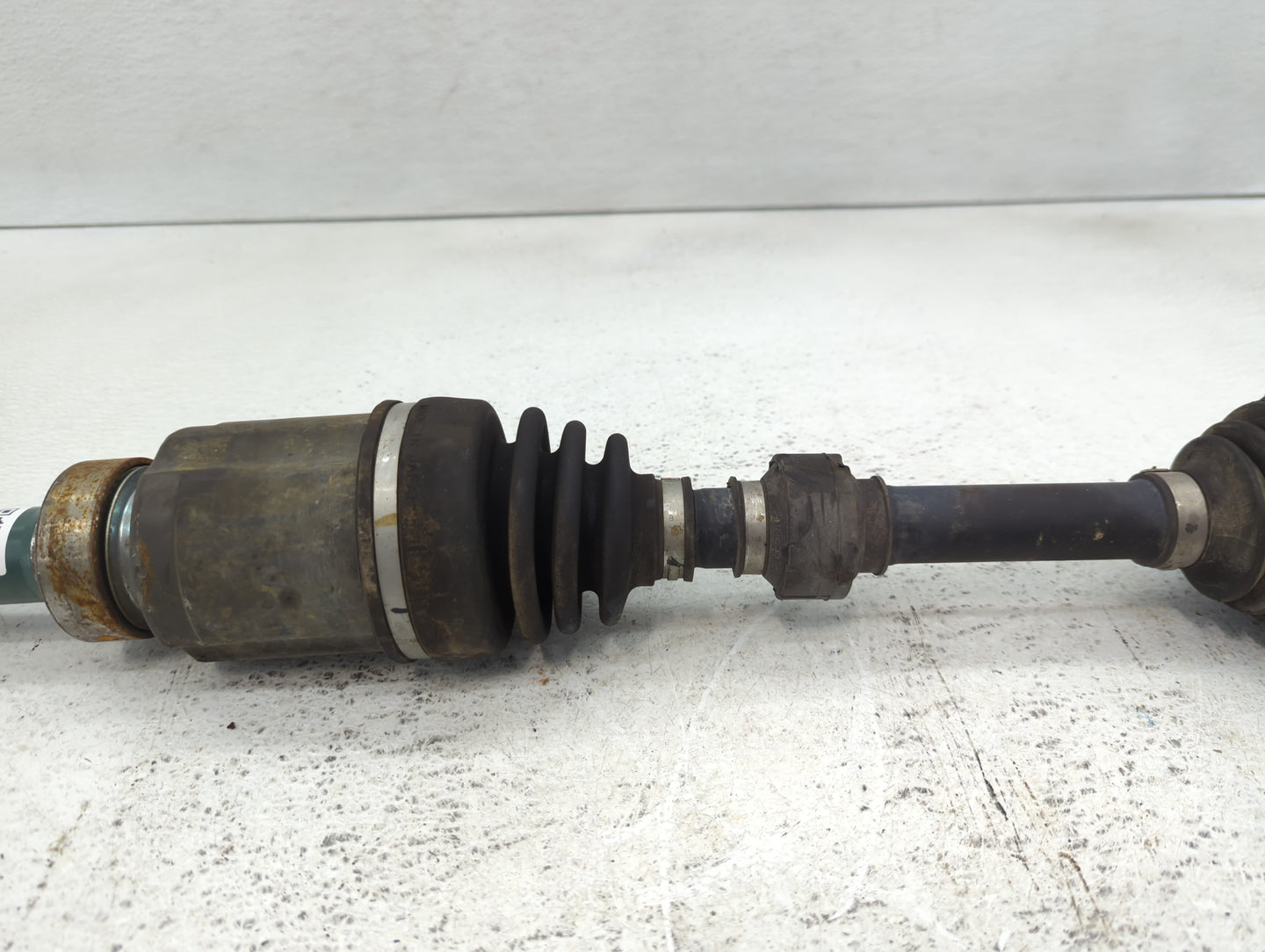 2014-2020 Nissan Rogue Axle Shaft Front Driver Cv C/v - Oemusedautoparts1.com