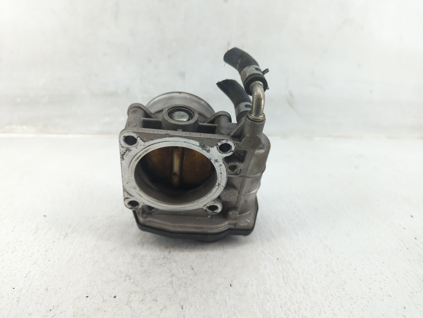 2011-2015 Nissan Rogue Throttle Body P/N:RME60-15 Fits Fits 2011 2012 2013 2014 2015 OEM Used Auto Parts - Oemusedautoparts1