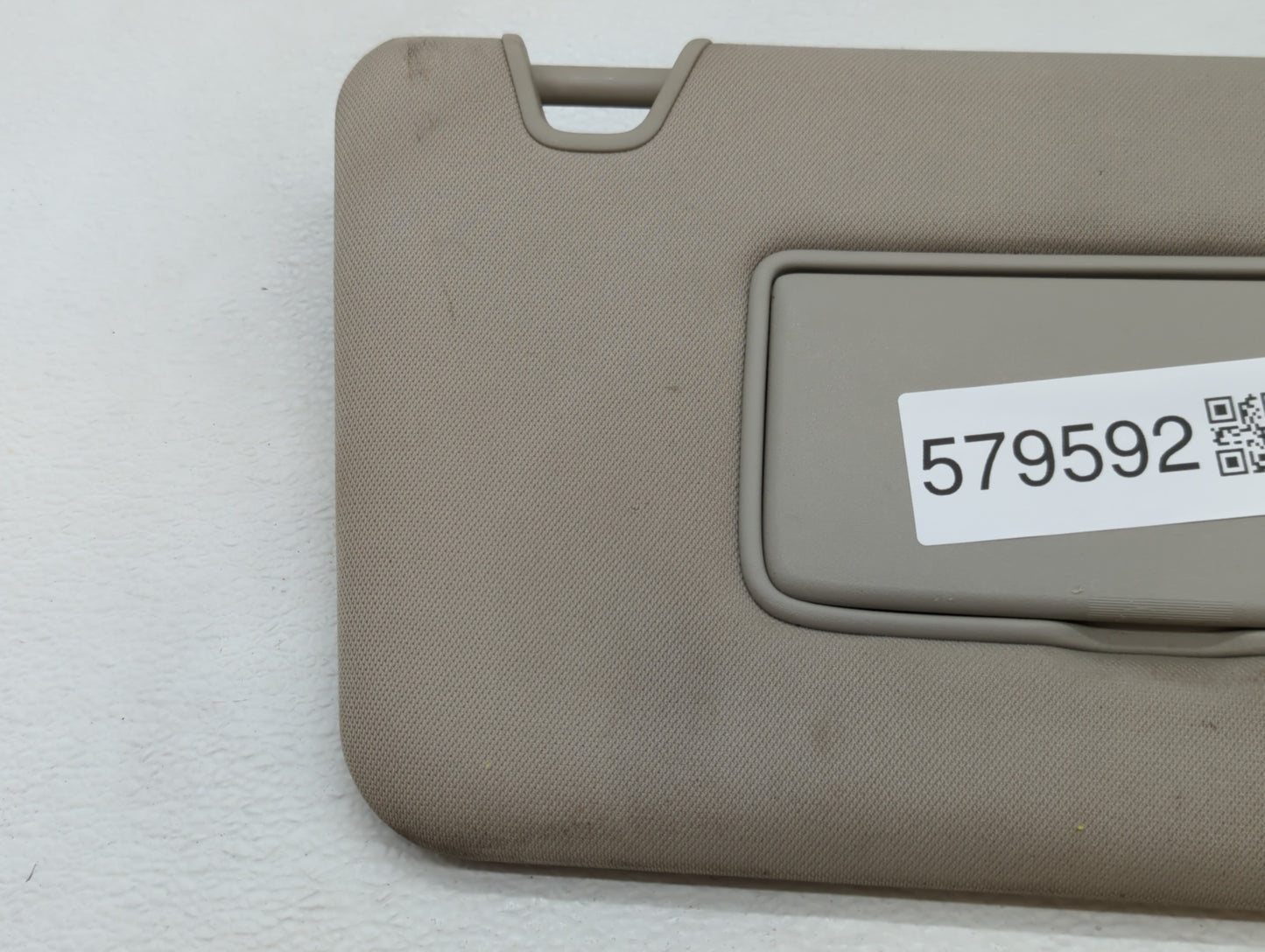 2014-2017 Nissan Rogue Sun Visor Shade Replacement Passenger Right Mirror Fits Fits 2014 2015 2016 2017 OEM Used Auto Parts 