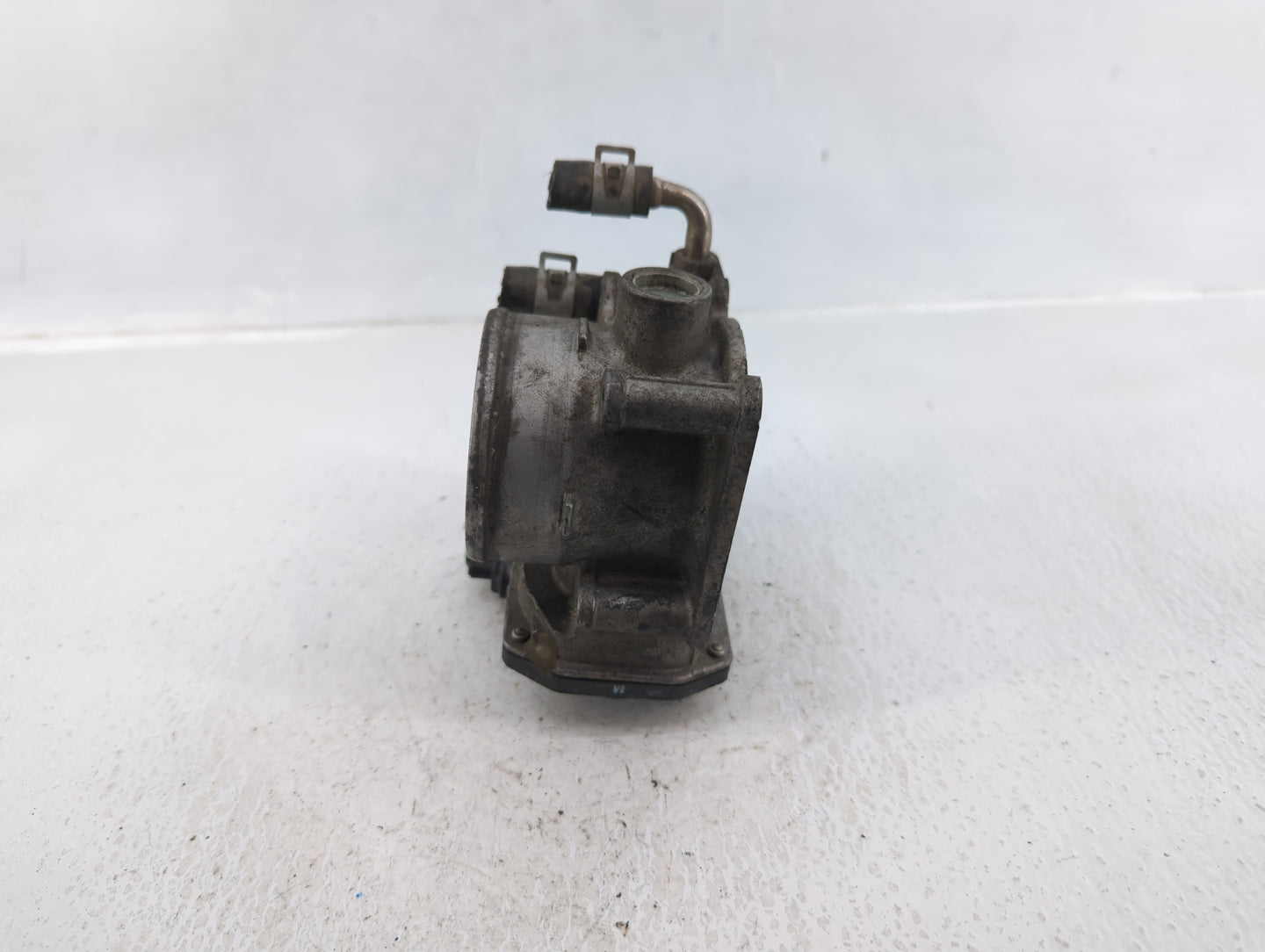 2014-2020 Nissan Rogue Throttle Body P/N:3TA60-01 A Fits Fits 2013 2014 2015 2016 2017 2018 2019 2020 OEM Used Auto Parts - 