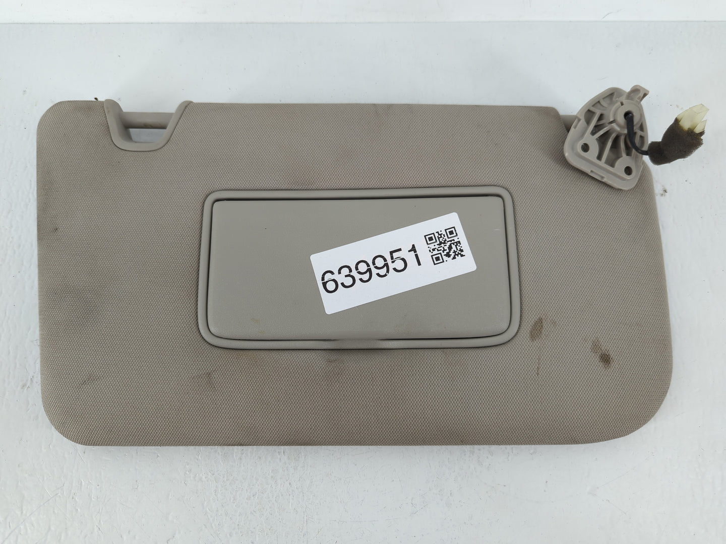2014-2017 Nissan Rogue Sun Visor Shade Replacement Passenger Right Mirror Fits Fits 2014 2015 2016 2017 OEM Used Auto Parts 