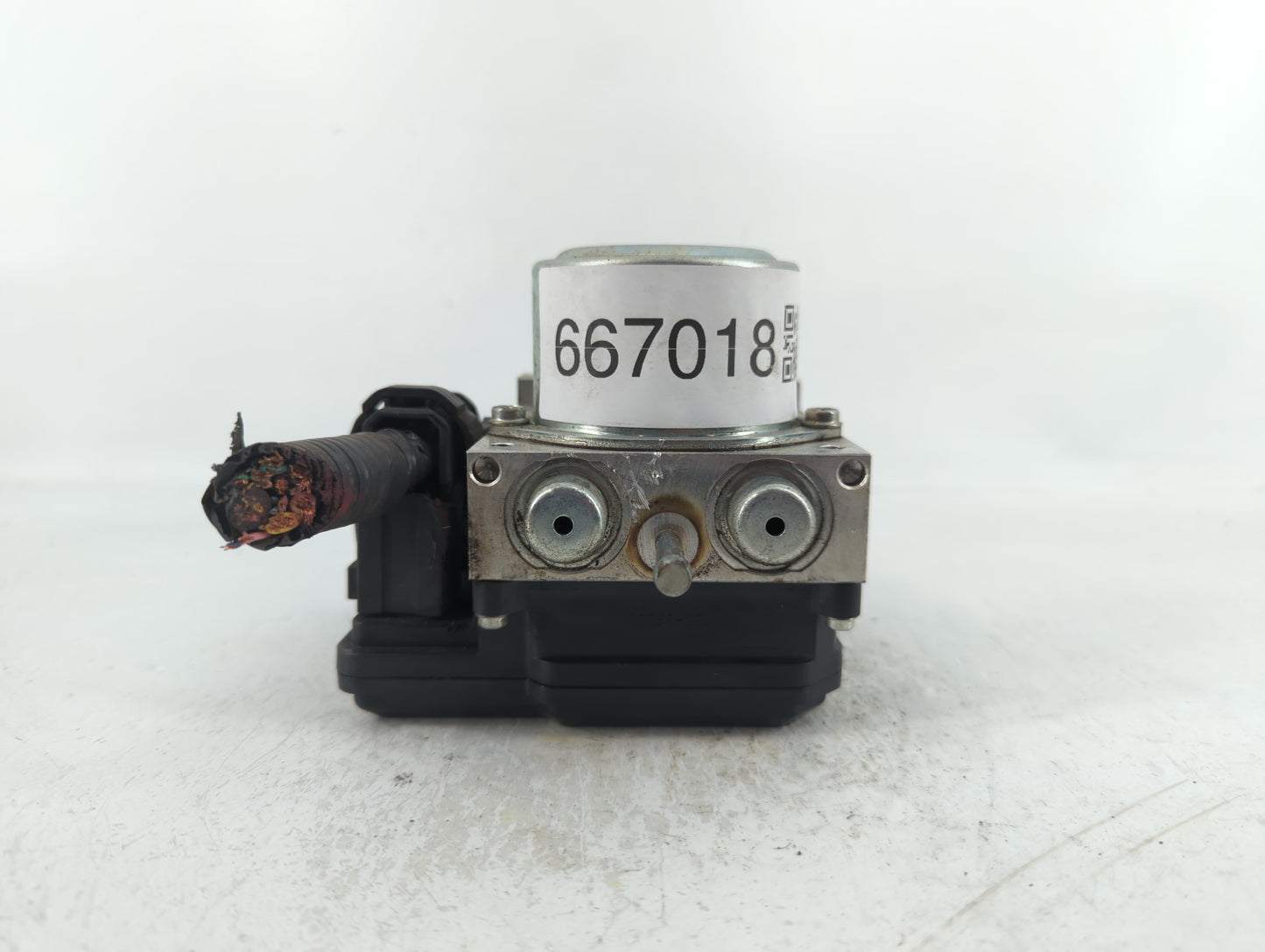 2012-2015 Nissan Rogue ABS Pump Control Module Replacement P/N:47660 JM04A Fits Fits 2012 2013 2014 2015 OEM Used Auto Parts