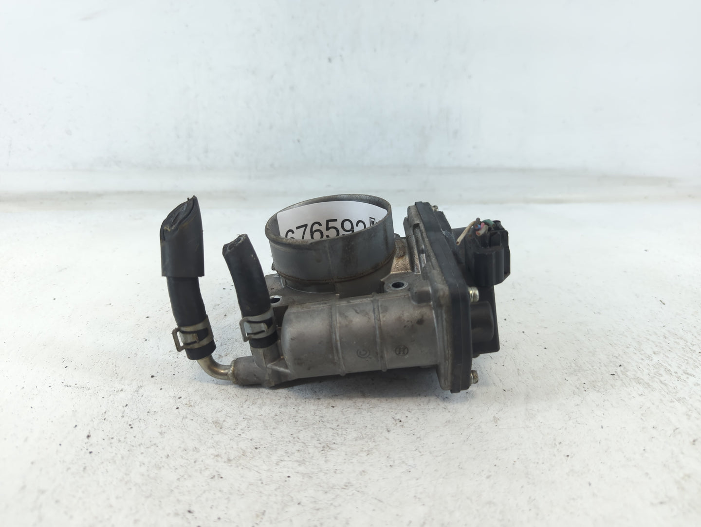2011-2015 Nissan Rogue Throttle Body P/N:RME60-15 Fits Fits 2011 2012 2013 2014 2015 OEM Used Auto Parts - Oemusedautoparts1