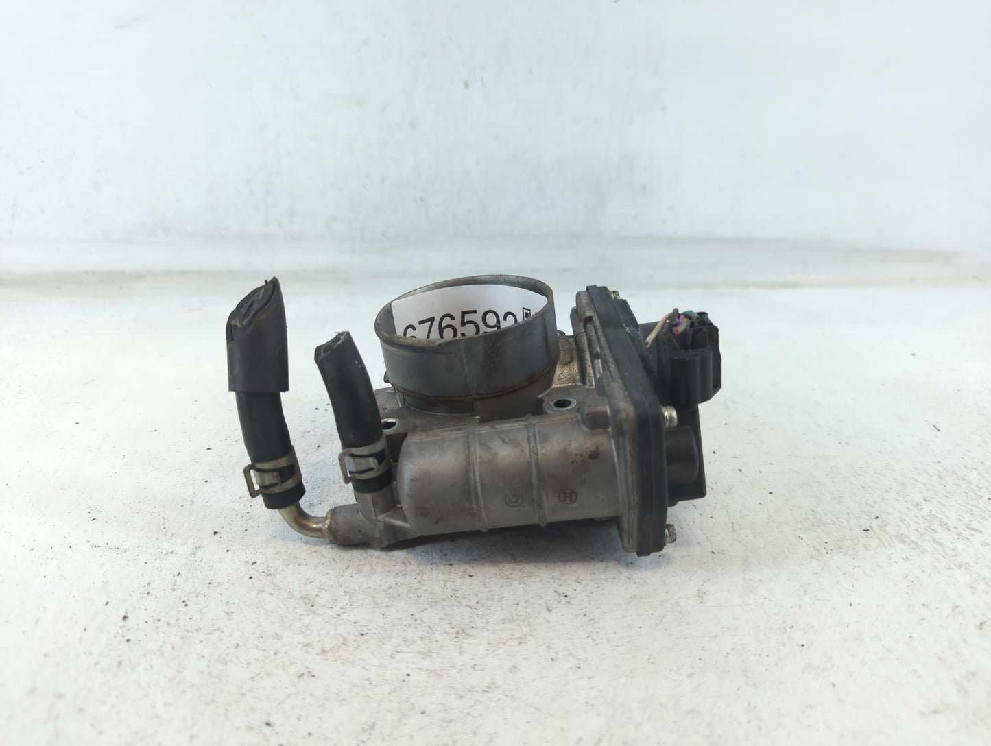2011-2015 Nissan Rogue Throttle Body P/N:RME60-15 Fits Fits 2011 2012 2013 2014 2015 OEM Used Auto Parts - Oemusedautoparts1