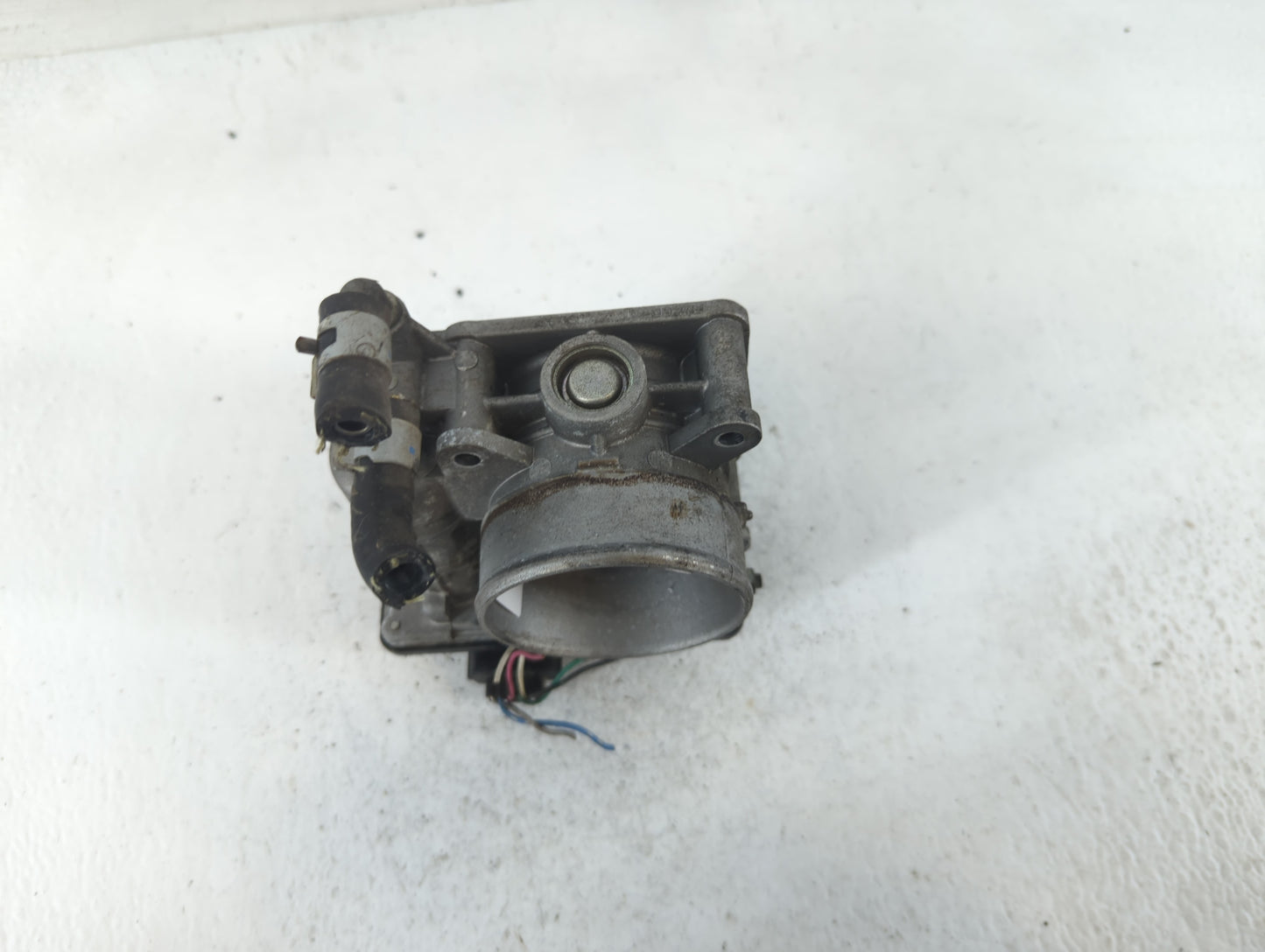 2011-2015 Nissan Rogue Throttle Body P/N:391951 RME60-15 Fits Fits 2011 2012 2013 2014 2015 OEM Used Auto Parts - Oemusedaut