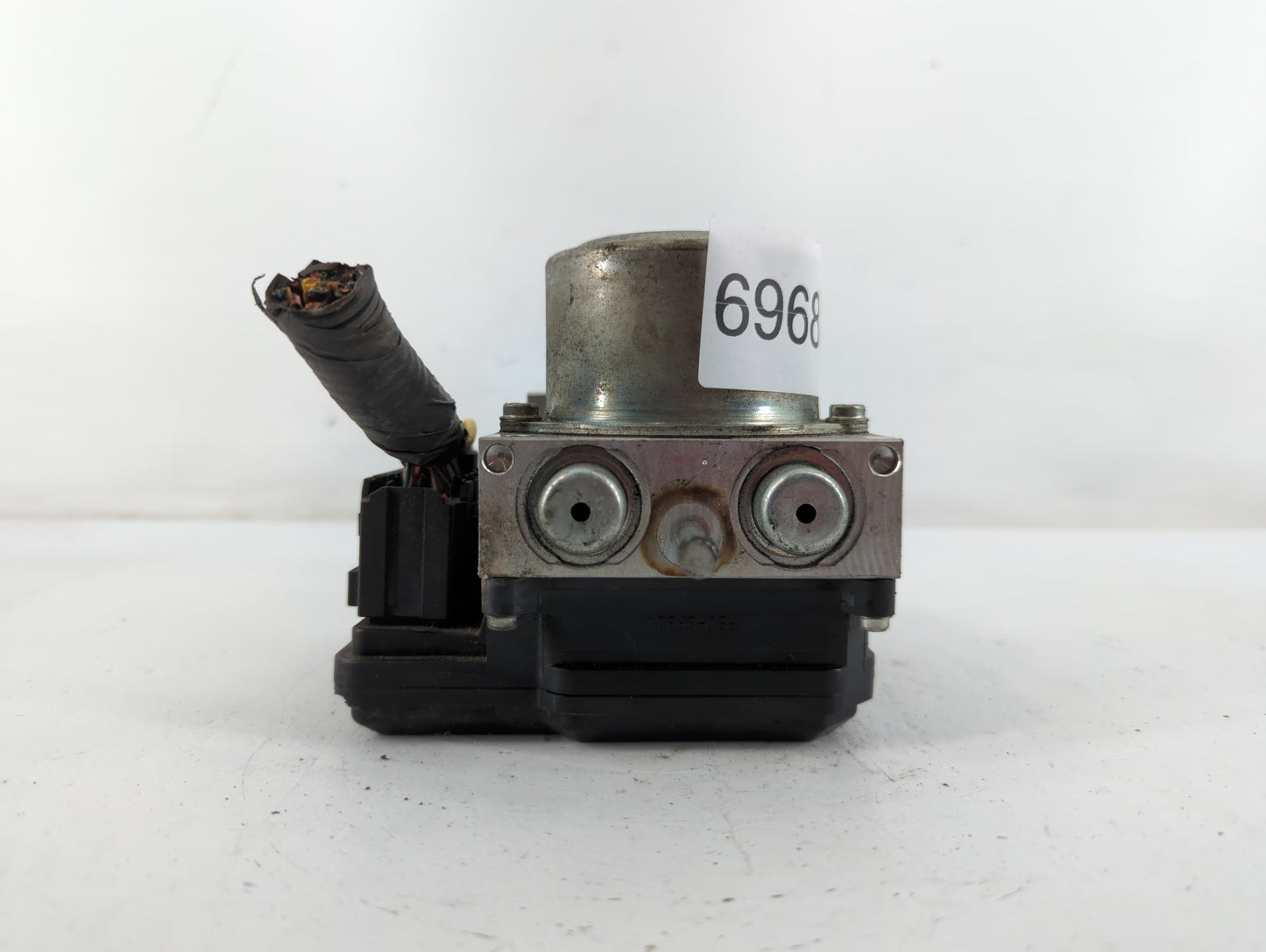 2012-2015 Nissan Rogue ABS Pump Control Module Replacement P/N:47660 JM04A Fits Fits 2012 2013 2014 2015 OEM Used Auto Parts
