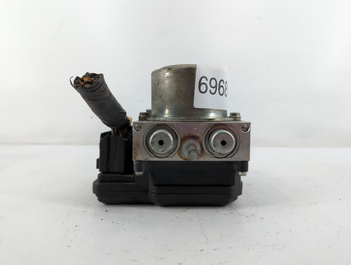 2012-2015 Nissan Rogue Anti-Lock Brake ABS Pump Module Actuator OEM P/N:47660 JM04A Fits Fits 2012 2013 2014 2015 OEM Used A