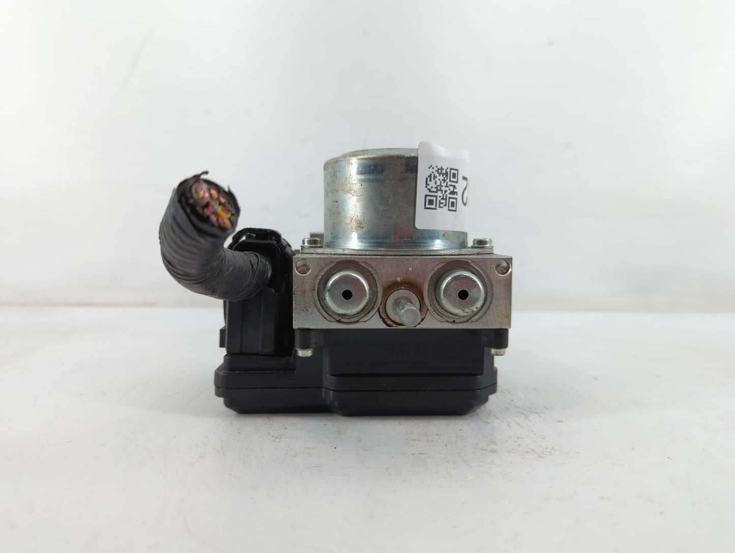 2012-2015 Nissan Rogue ABS Pump Control Module Replacement P/N:47660 JM04A Fits Fits 2012 2013 2014 2015 OEM Used Auto Parts