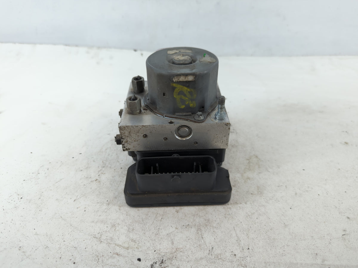 2014-2015 Nissan Rogue Anti-Lock Brake ABS Pump Module Actuator OEM P/N:47660 4BF0A Fits Fits 2014 2015 OEM Used Auto Parts 