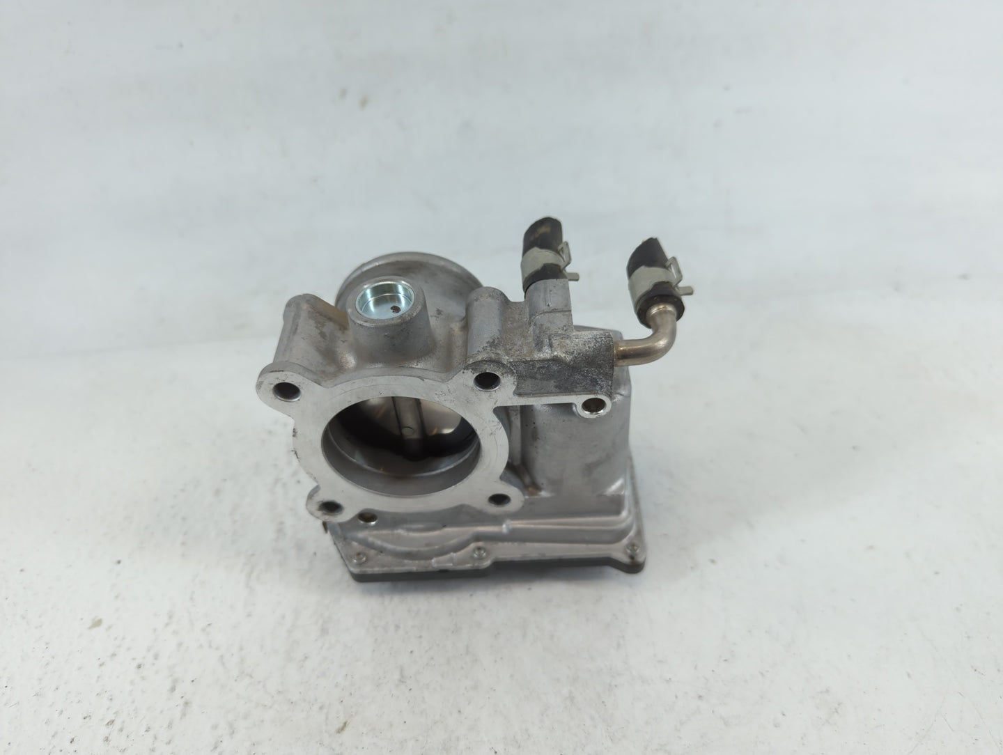 2014-2020 Nissan Rogue Throttle Body Fits Fits 2013 2014 2015 2016 2017 2018 2019 2020 OEM Used Auto Parts - Oemusedautopart