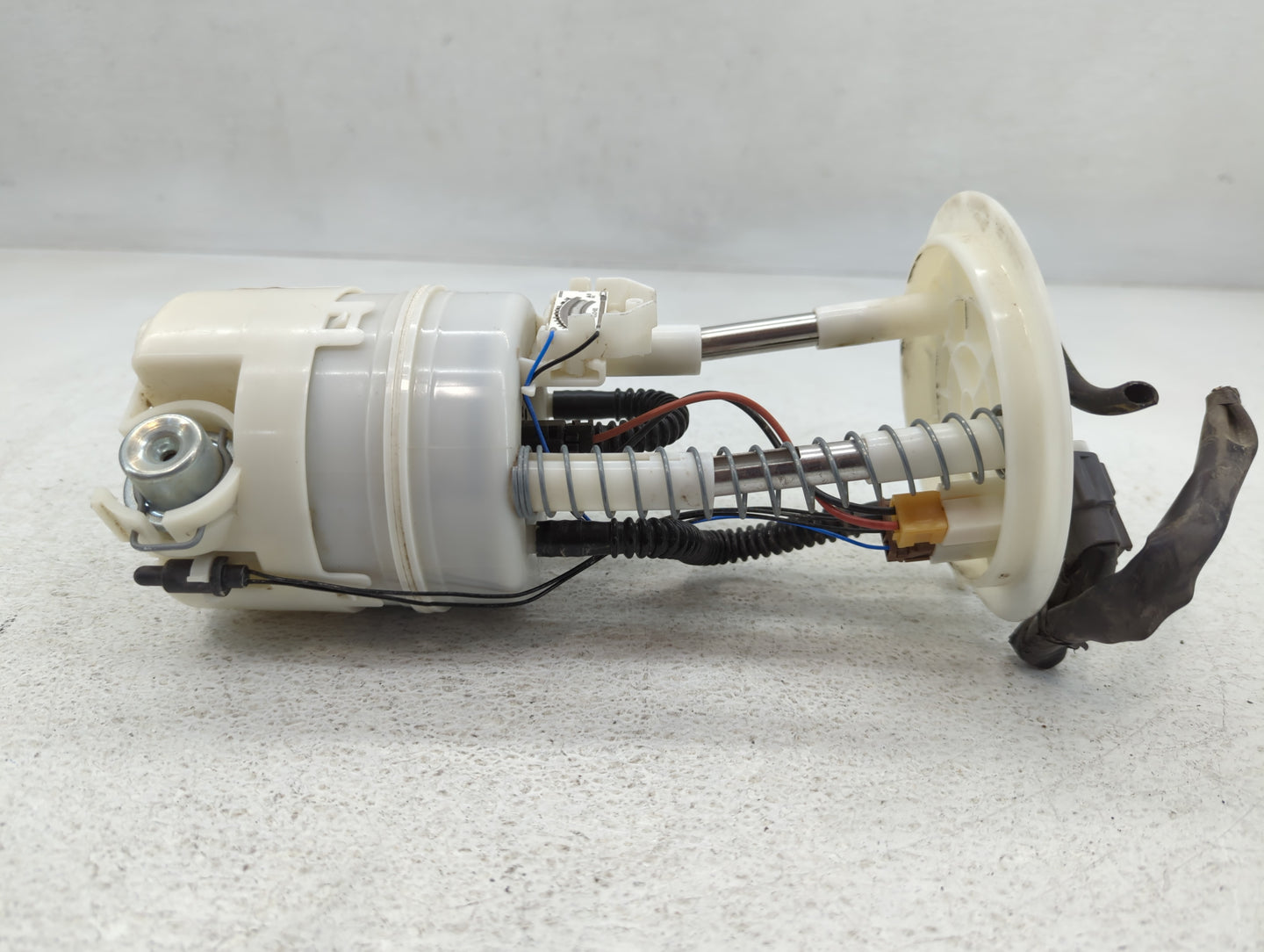 Nissan Rogue Electrical Gas Fuel Pump Assembly - Oemusedautoparts1.com